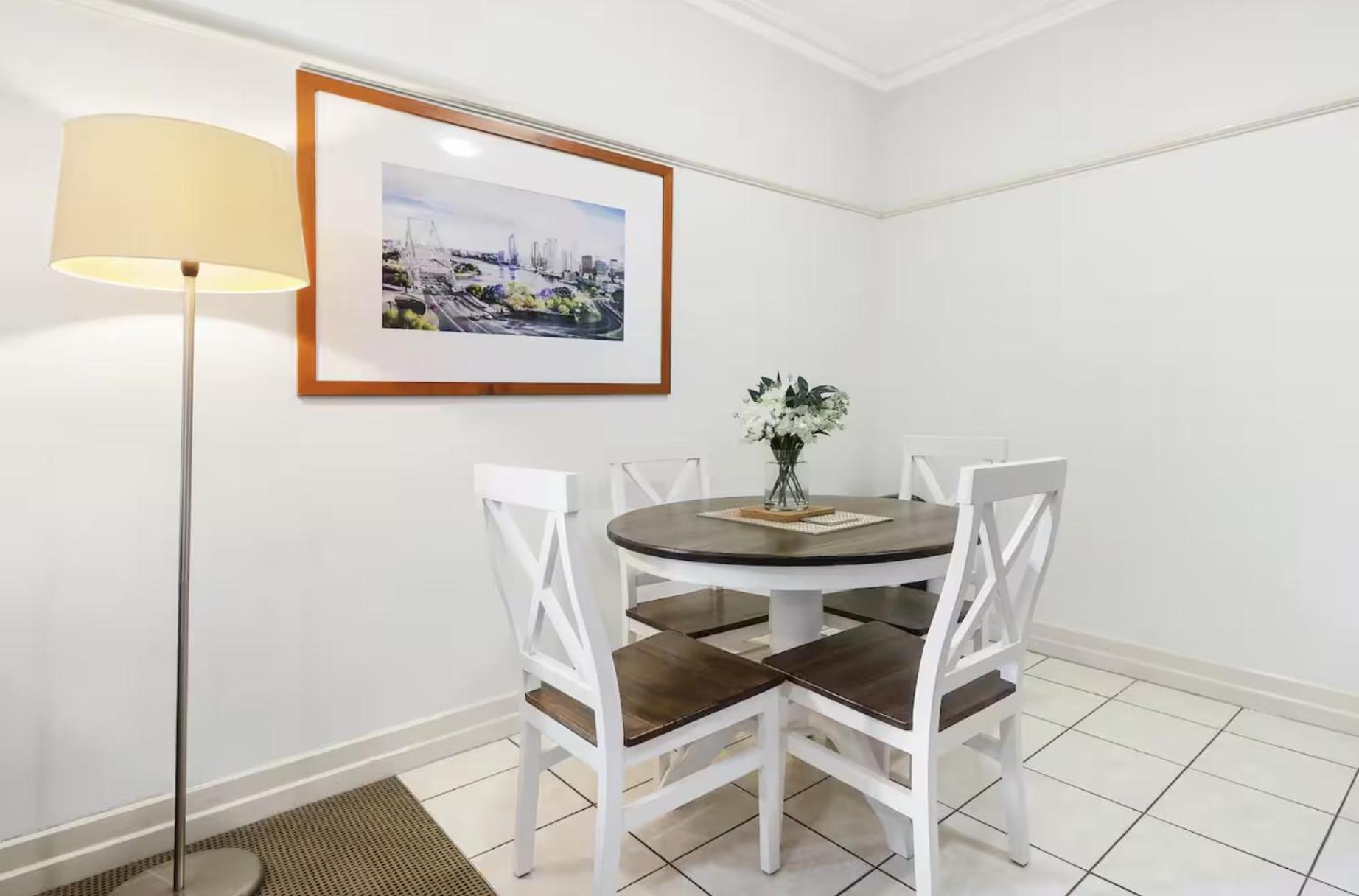 Apartment Hotel-like 1bd1ba With Stunning Views In Cbd *