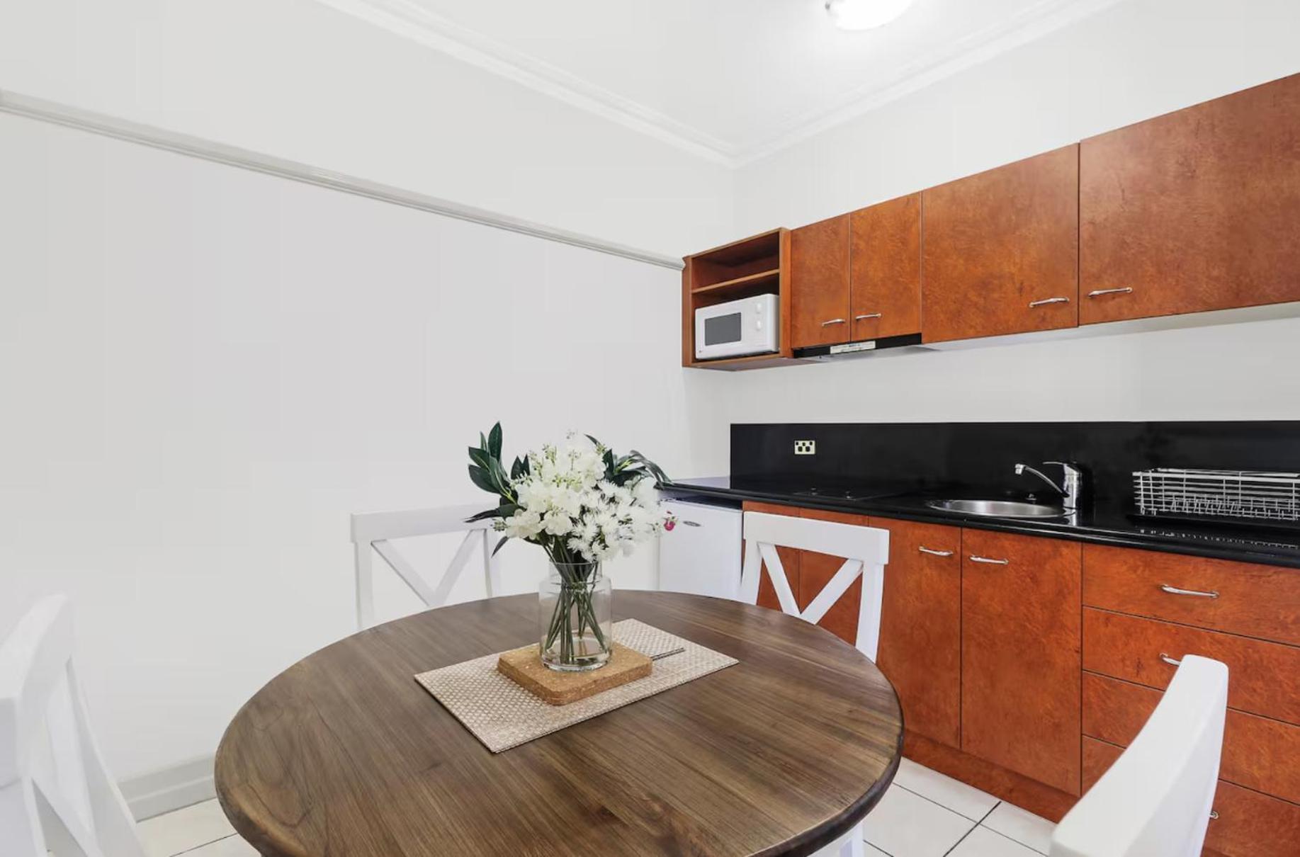 Hotel-like 1bd1ba With Stunning Views In Cbd *