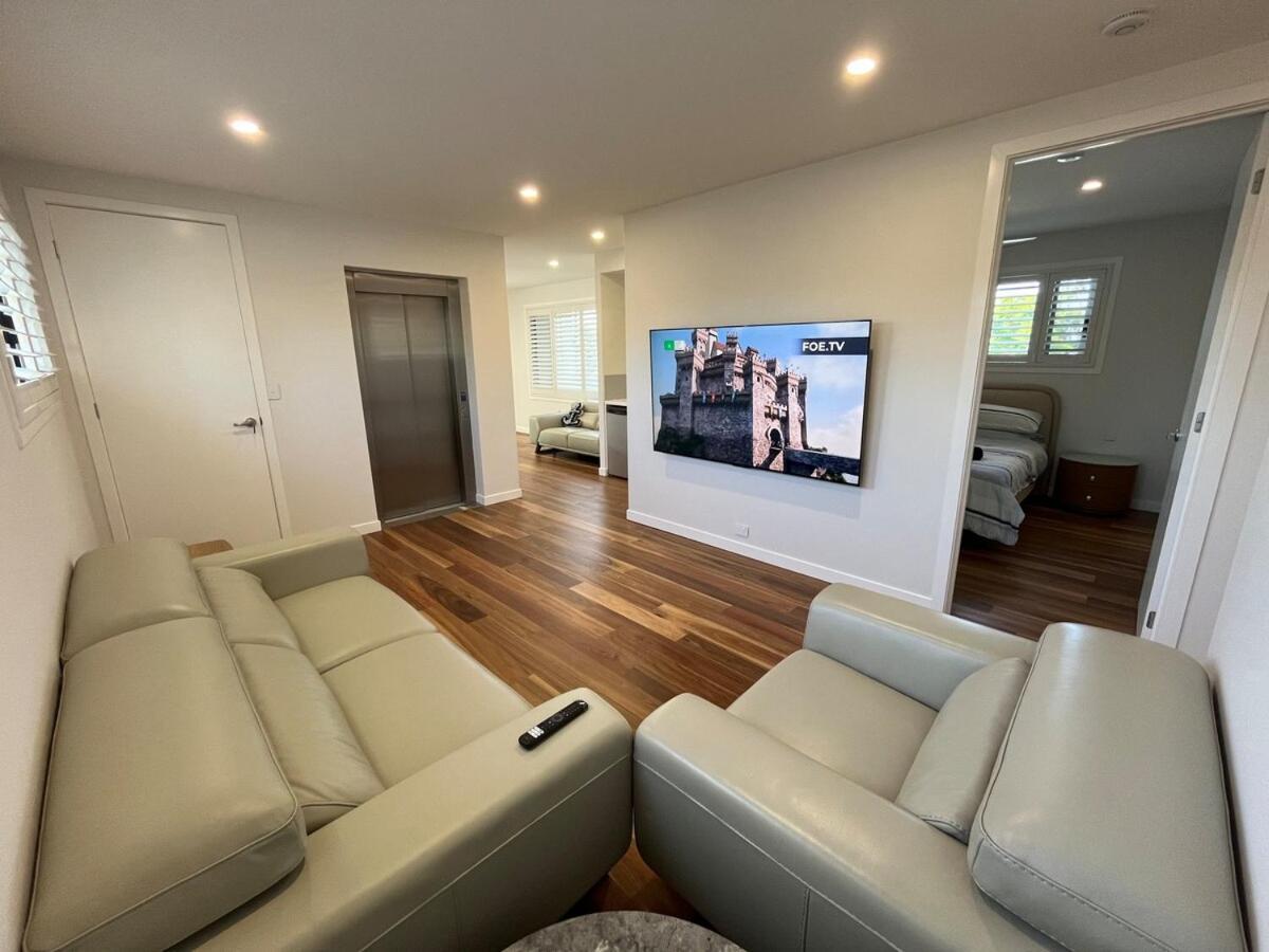 5 Star Luxury Build