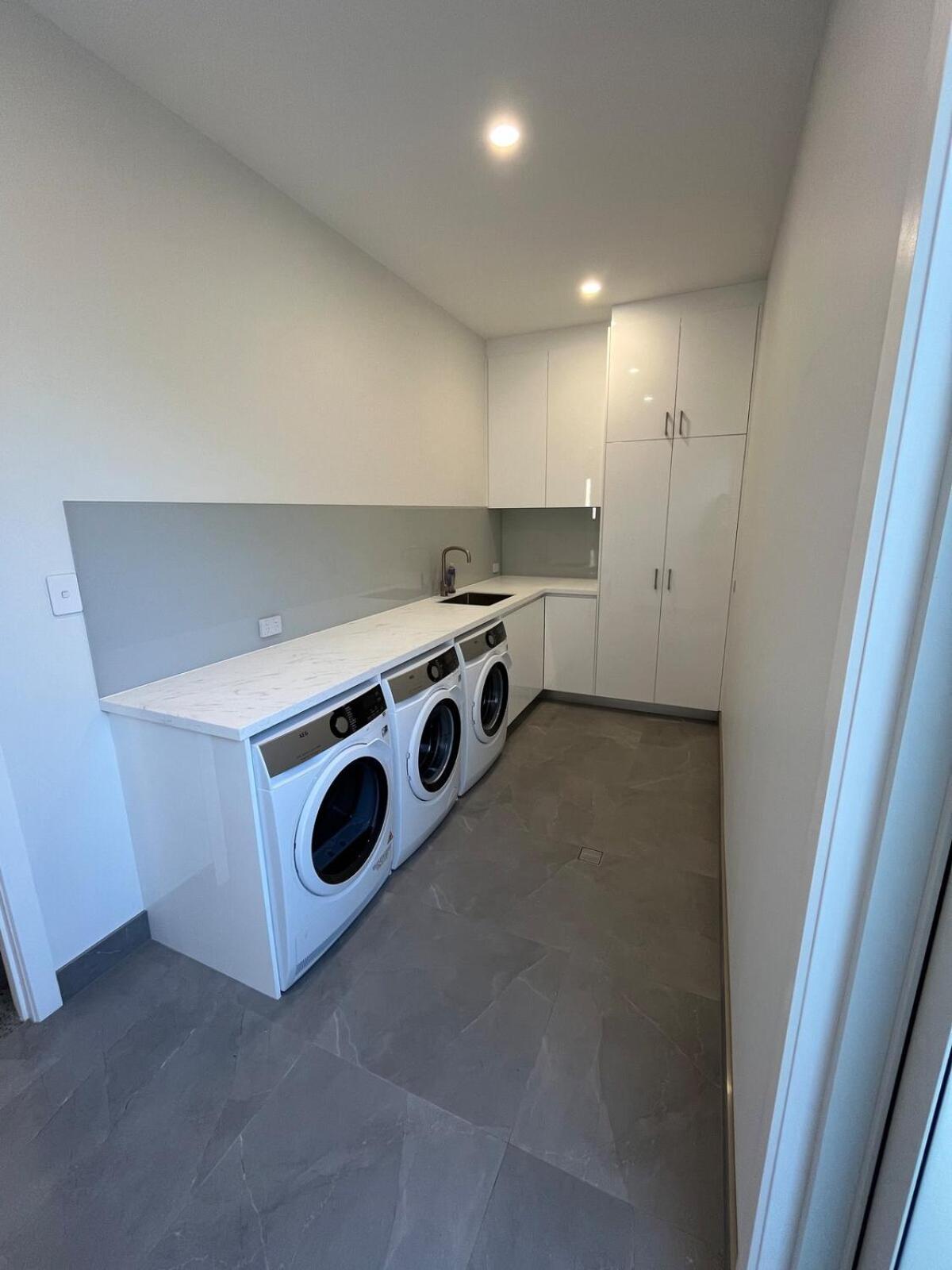 5 Star Luxury Build Holiday home