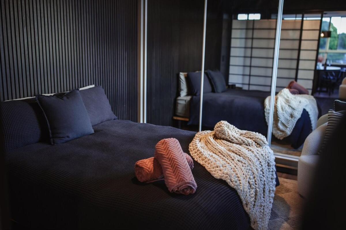 Riverside On Moray Apartment