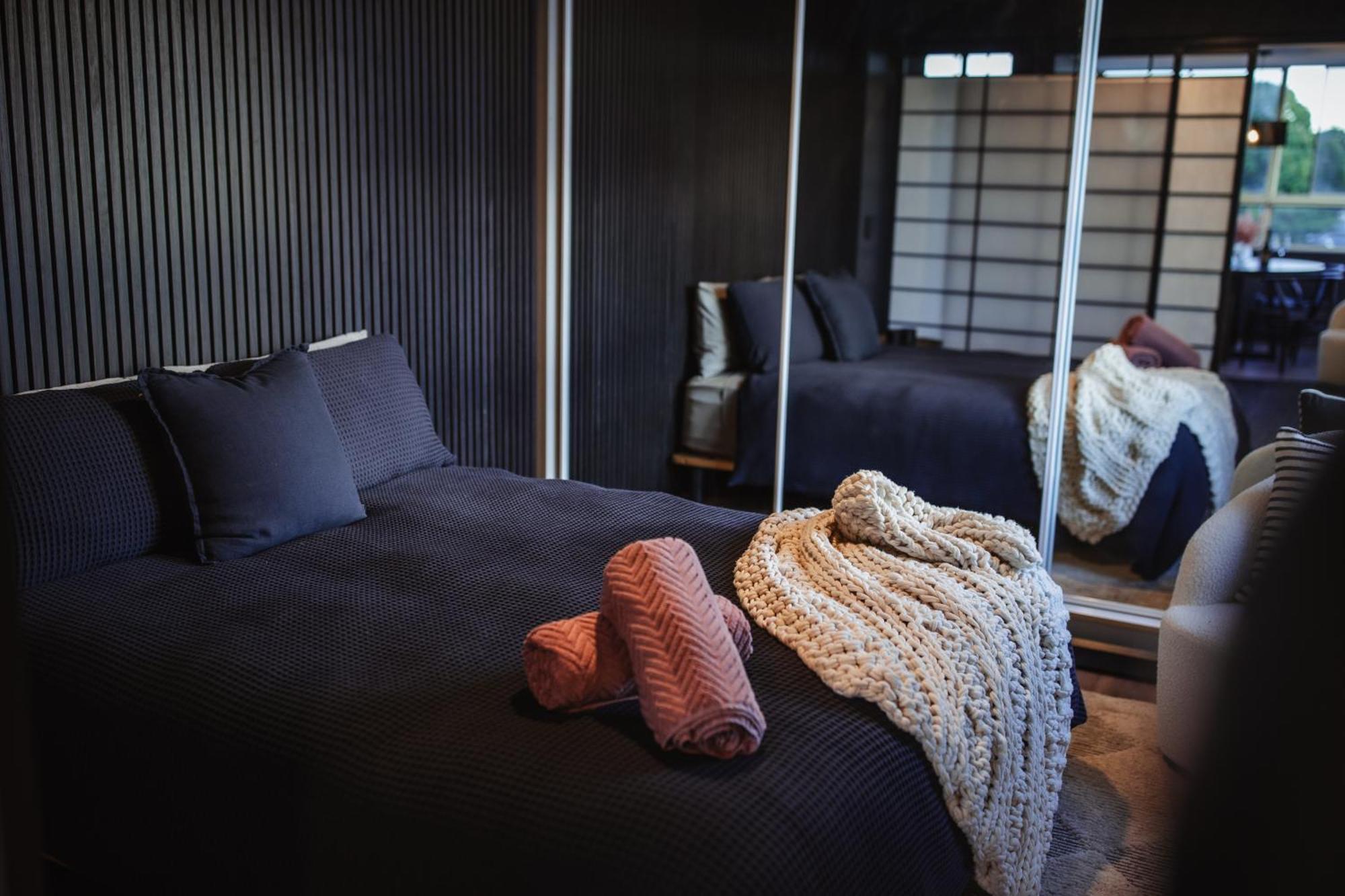 The New Farm Collection Apartment *