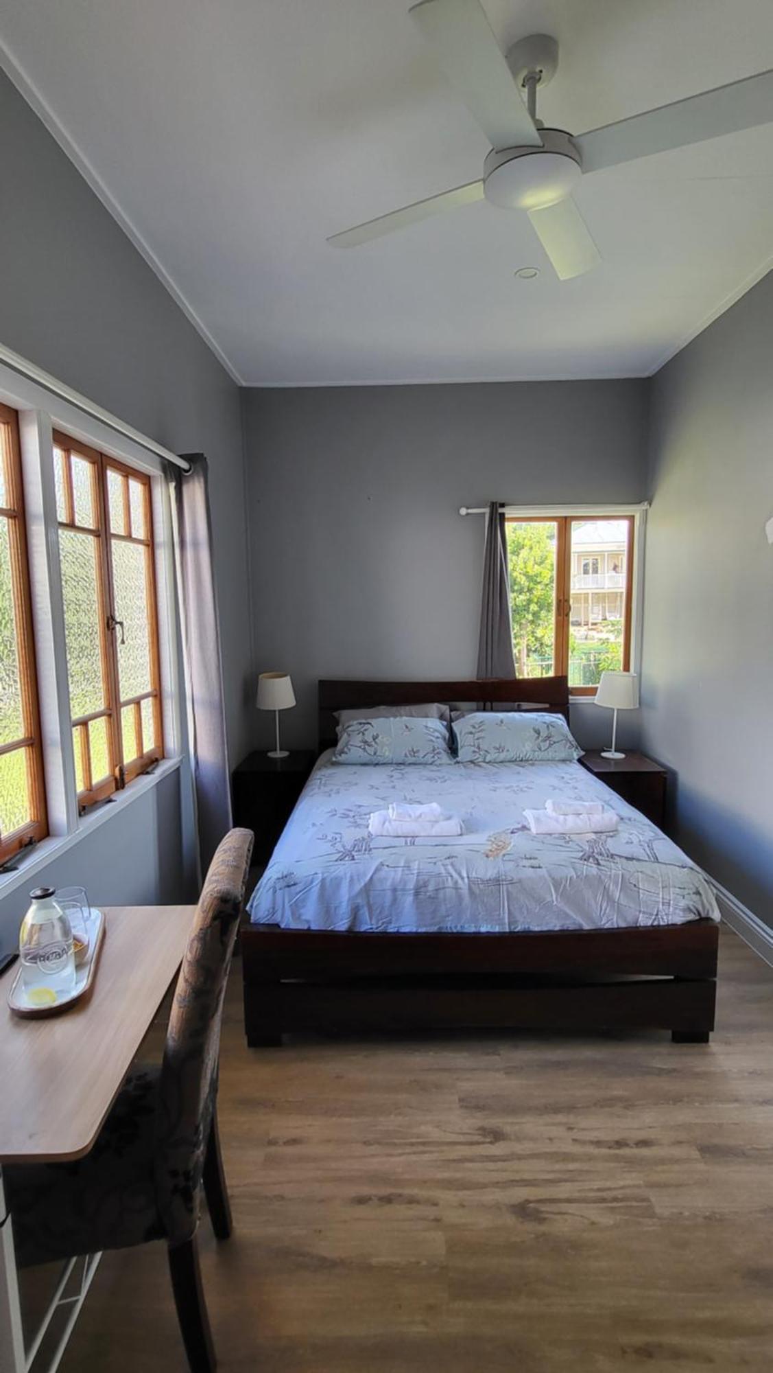 Urban Riverside Rest Bed & Breakfast Brisbane