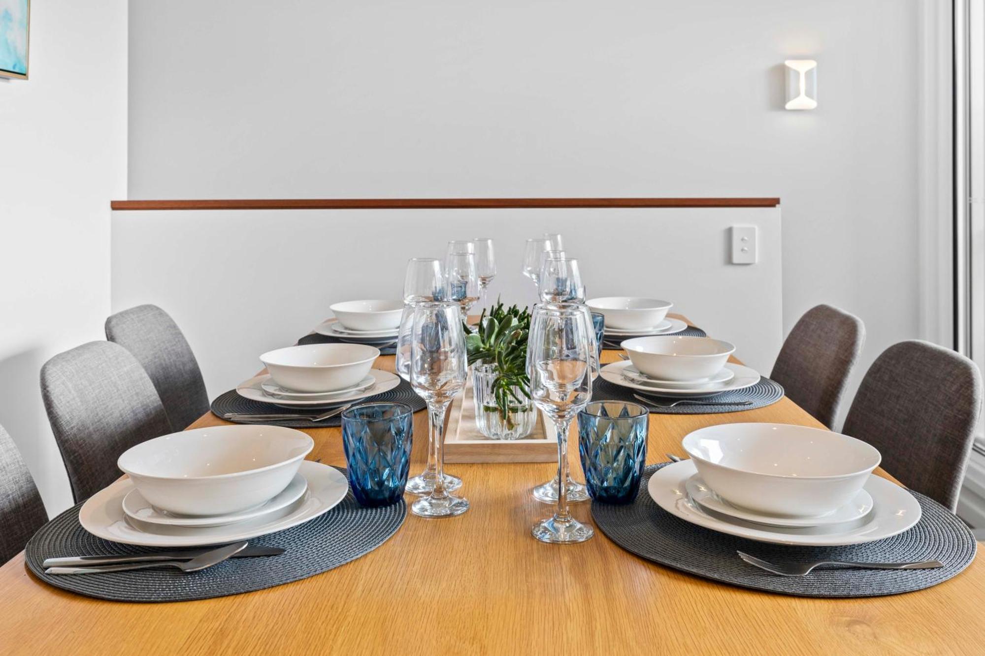 Stylish 3br Townhouse Camphill - Wifi, Parking *