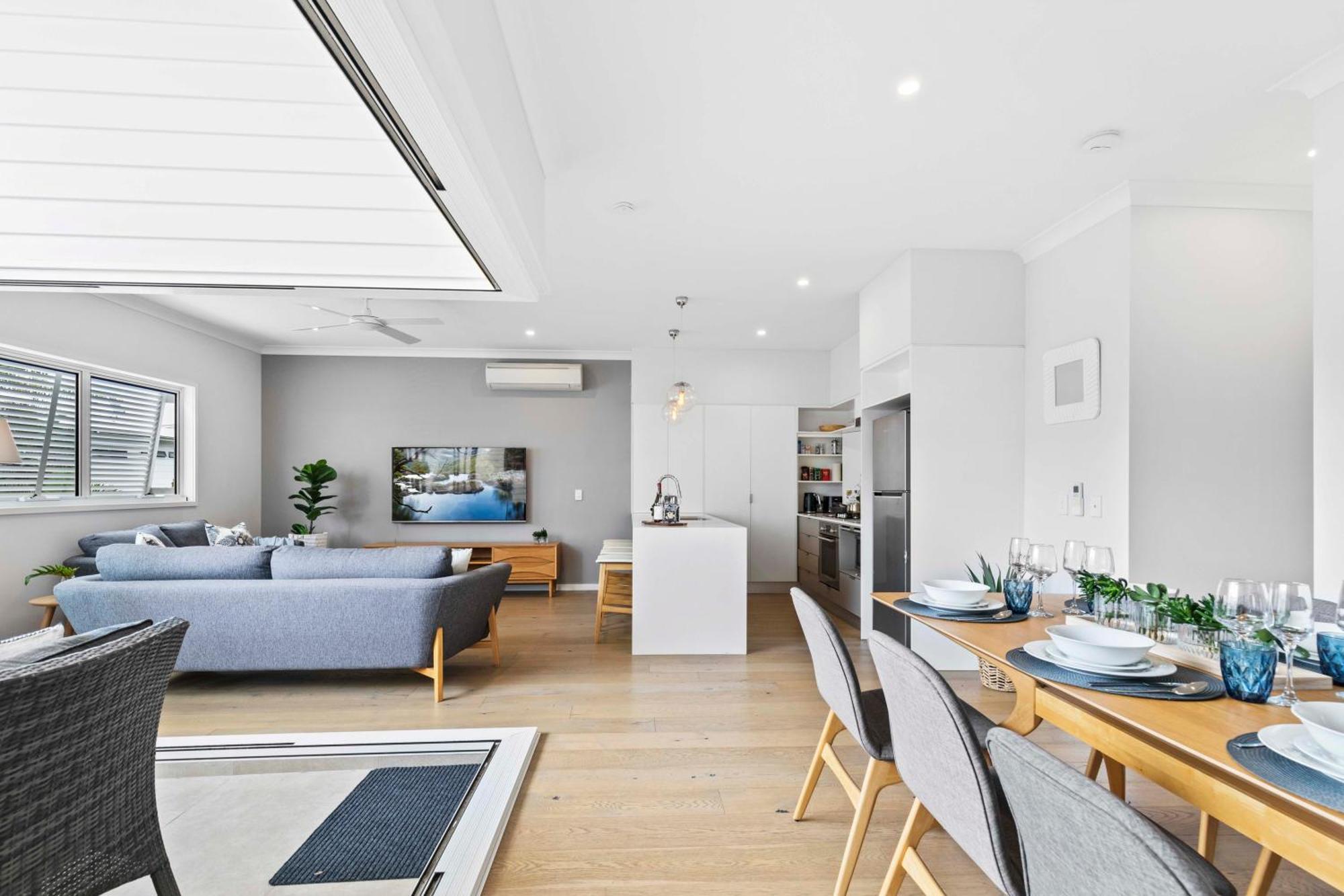 Stylish 3br Townhouse Camphill - Wifi, Parking Apartment *