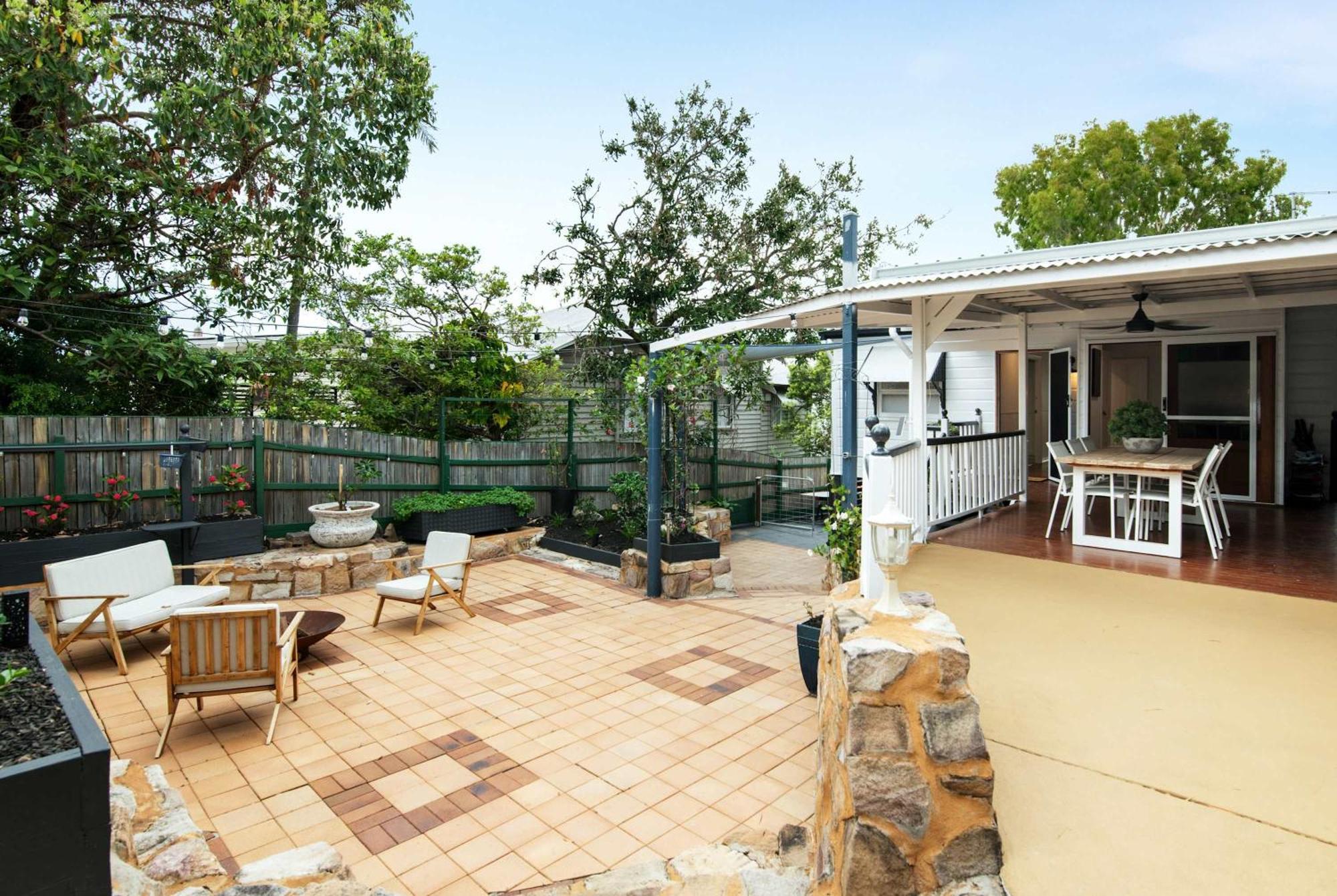 3 Bed Queenslander In Heart Of Brisbane