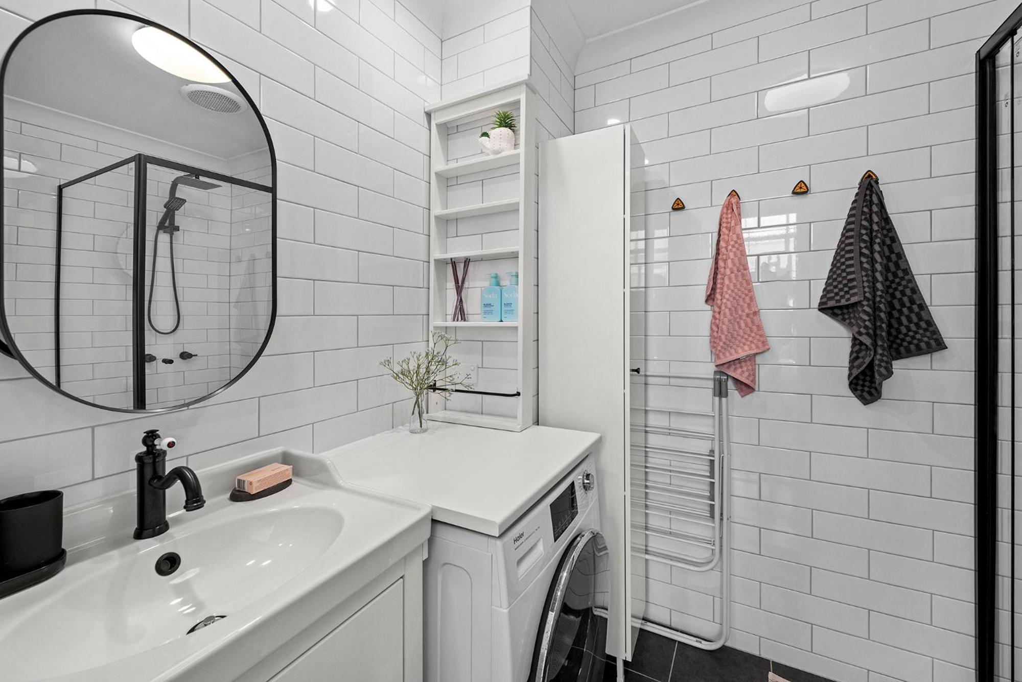 Apartment High Ceiling 1 Bedroom In The