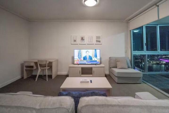 2br Riverview Escape Free Parking Apartment *