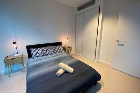 Escape To Elegance Stylish 2br In Skytower Brisbane