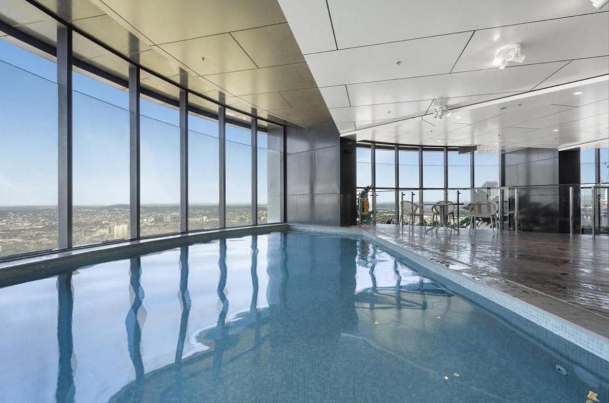 Stylish Cbd 2b Apt-pool & Gym Apartment *