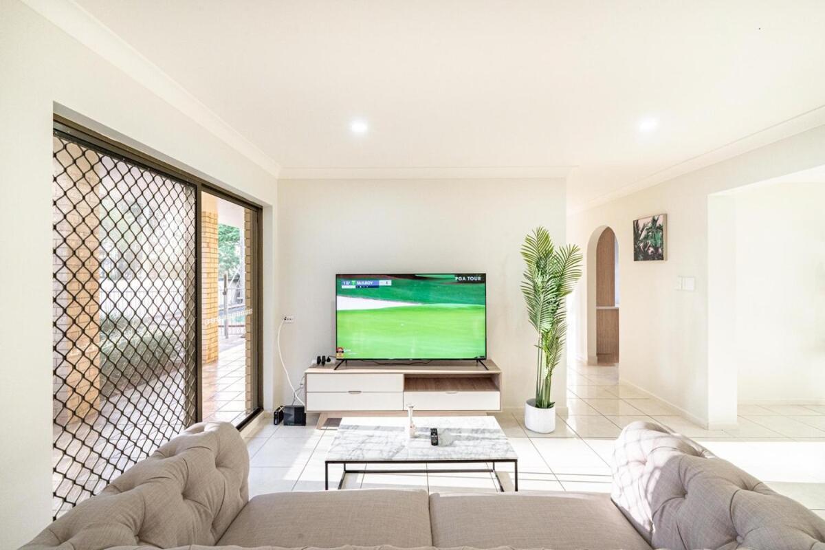 Space Abundant 4bed 2bath Sunnybank Retreat Brisbane