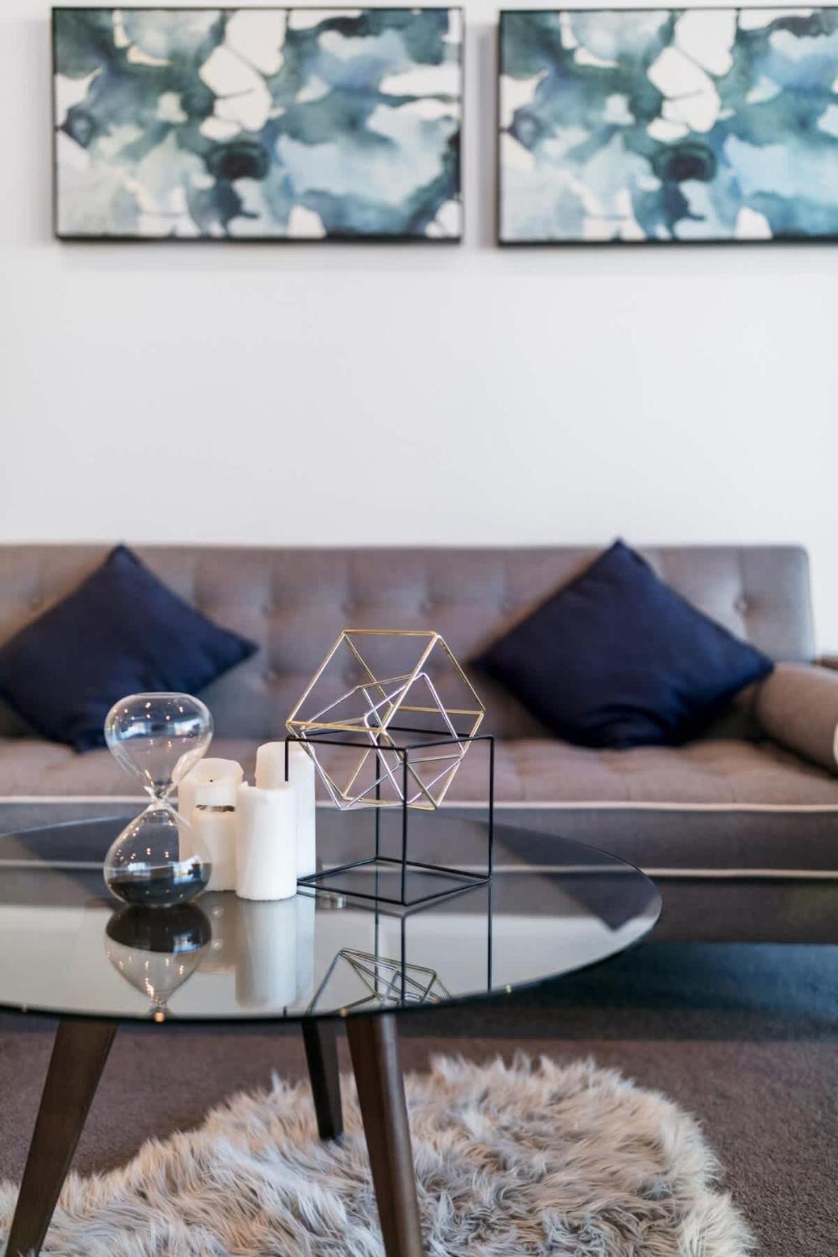 High Lvl Private And Quiet River View 2bd *