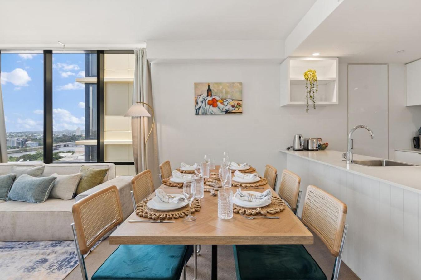 Unbeatable River And Cbd Views Pool 2car And Prime Spot * Brisbane