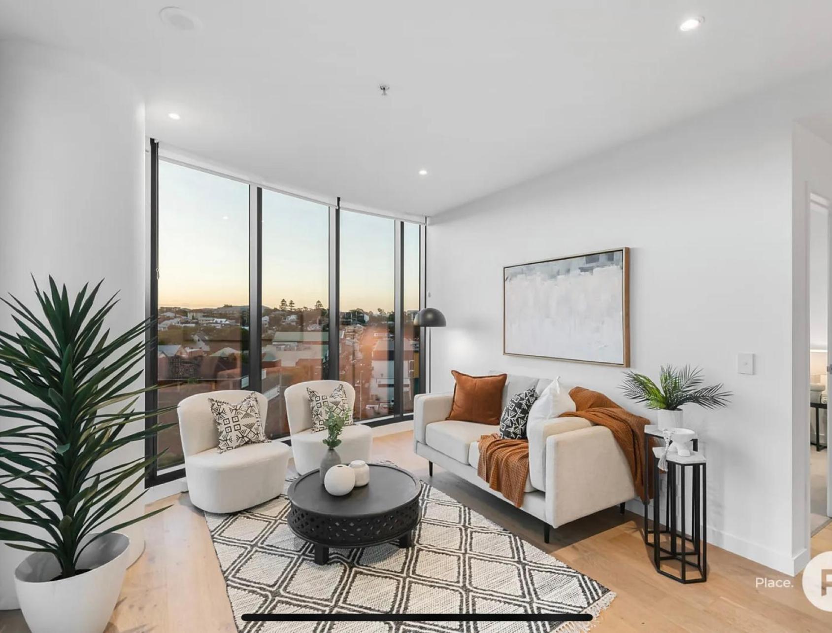 Breathtaking Sunset View Apartment, Location In The Apartment Brisbane