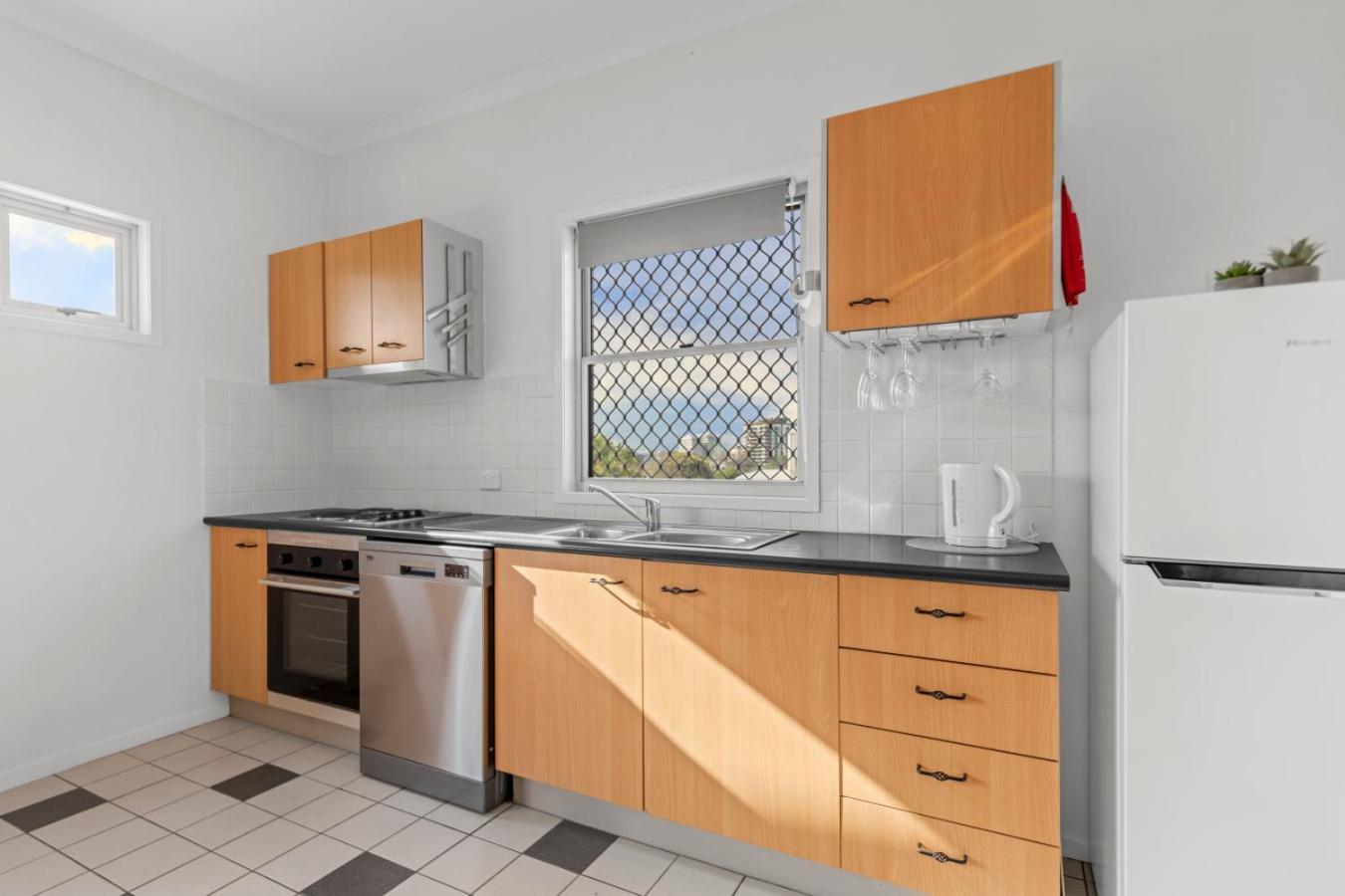 Apartment Park The Car & Explore By Custom Hosting Brisbane