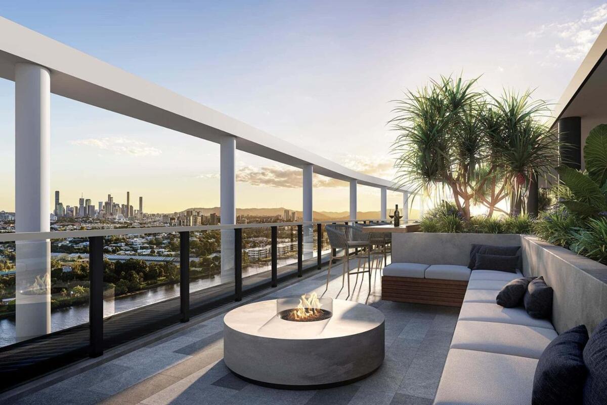 River & View Near Airport With Infinity Pool, Spa, Sauna, Steam Apartment