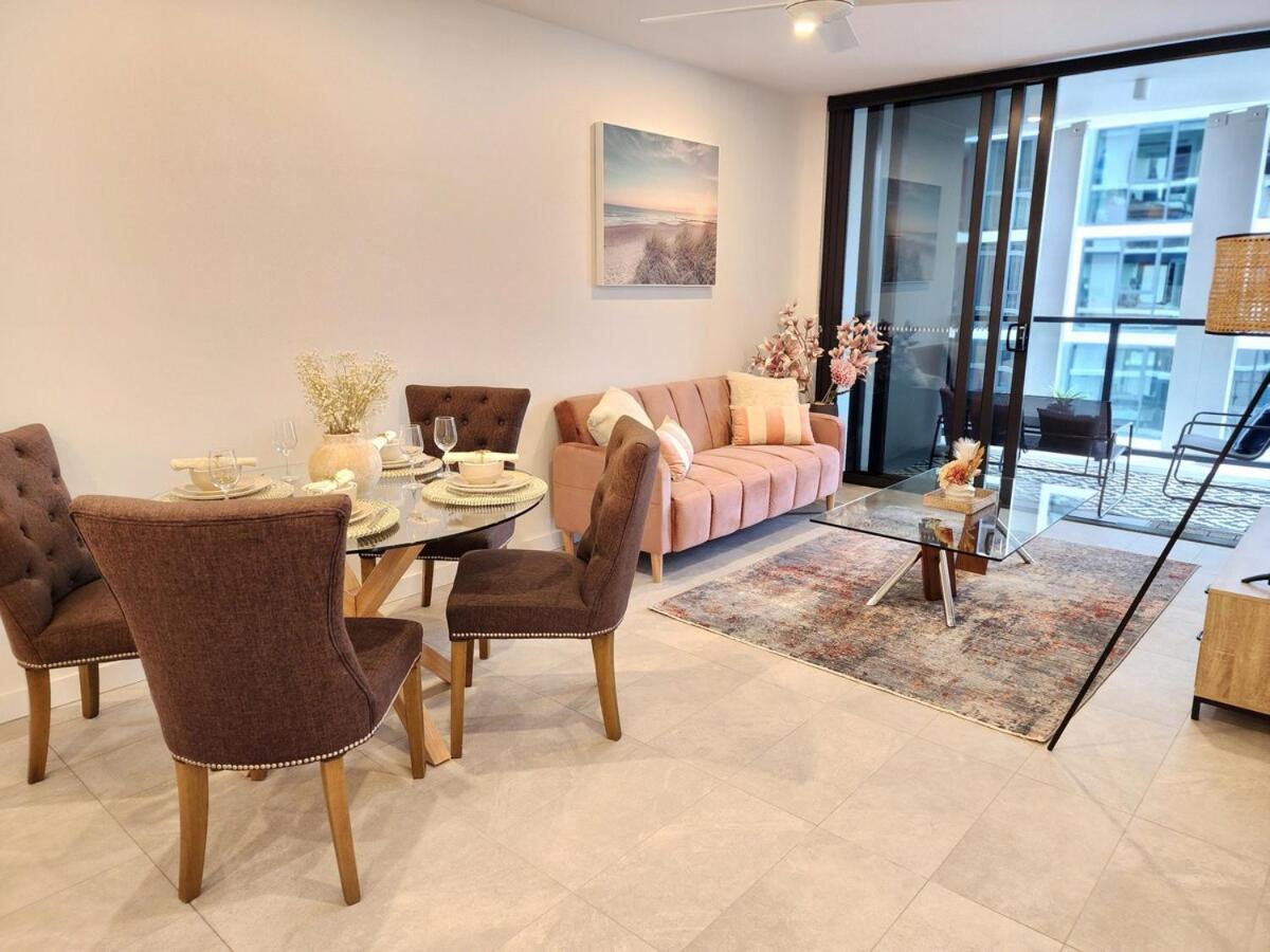 River & View Near Airport With Infinity Pool, Spa, Sauna, Steam