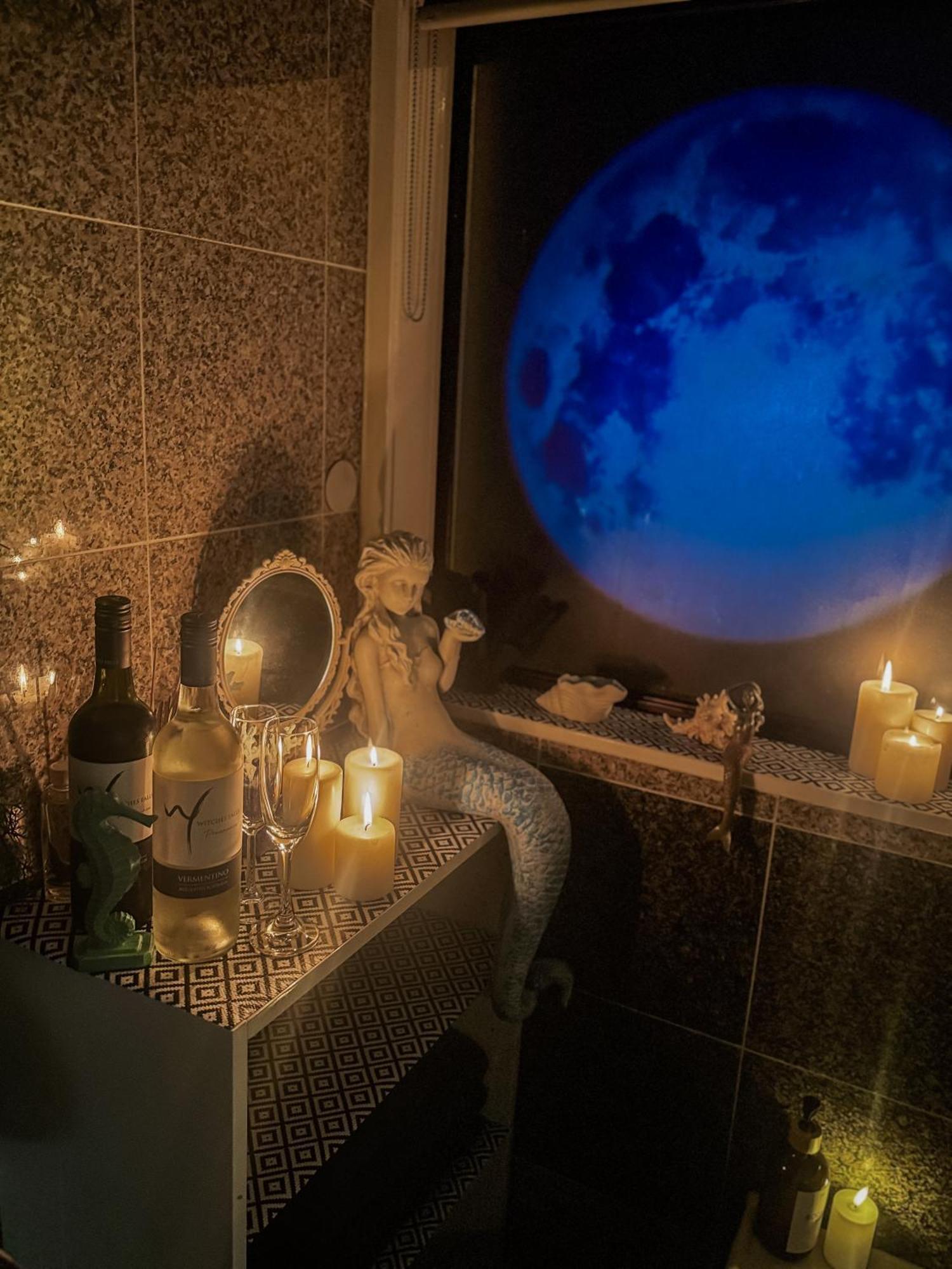 Apartment Romantic Harry Potter Themed Brisbane