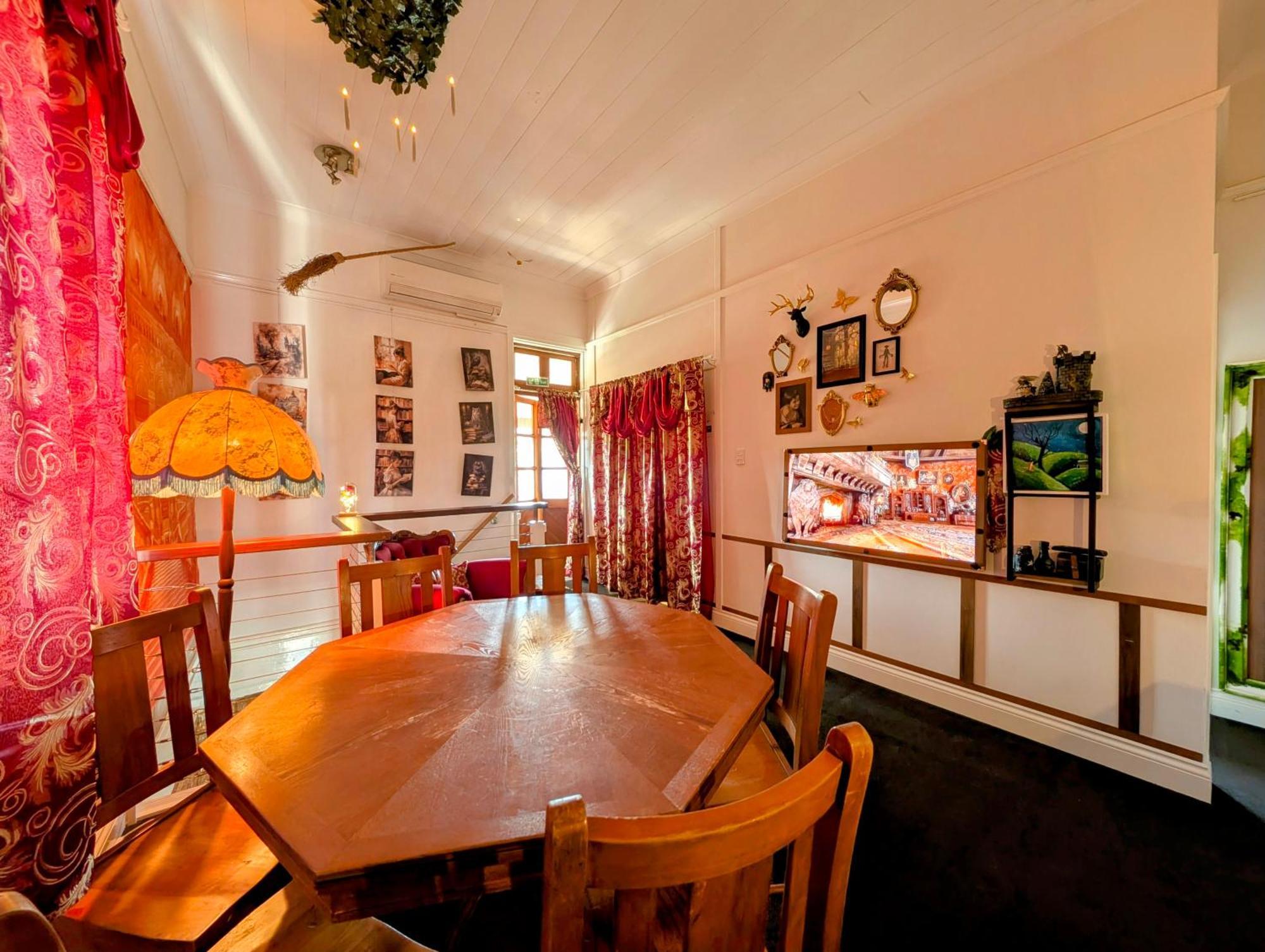 Apartment Romantic Harry Potter Themed *