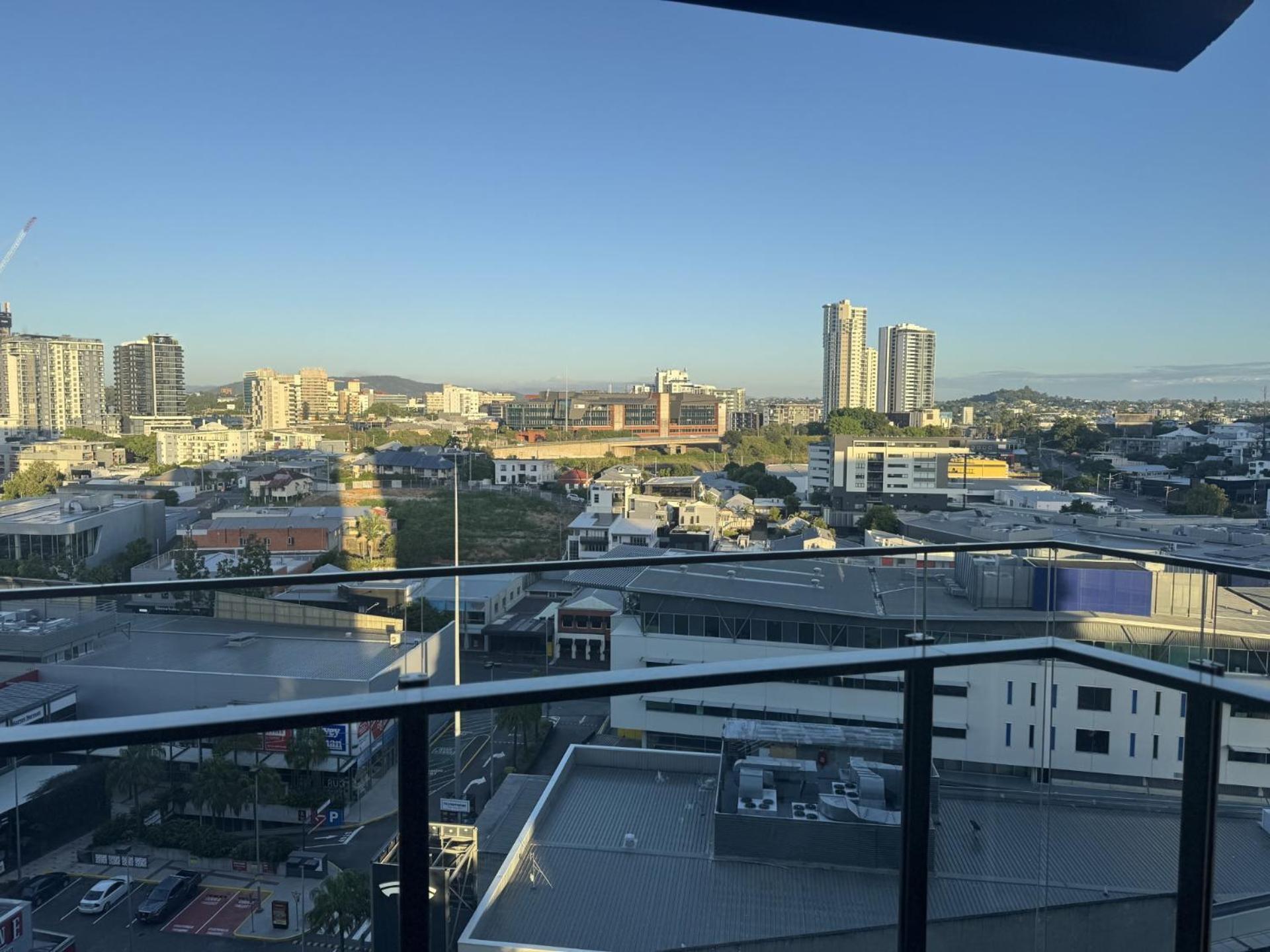 Luxury With View - Free Parking,pool,wifi *