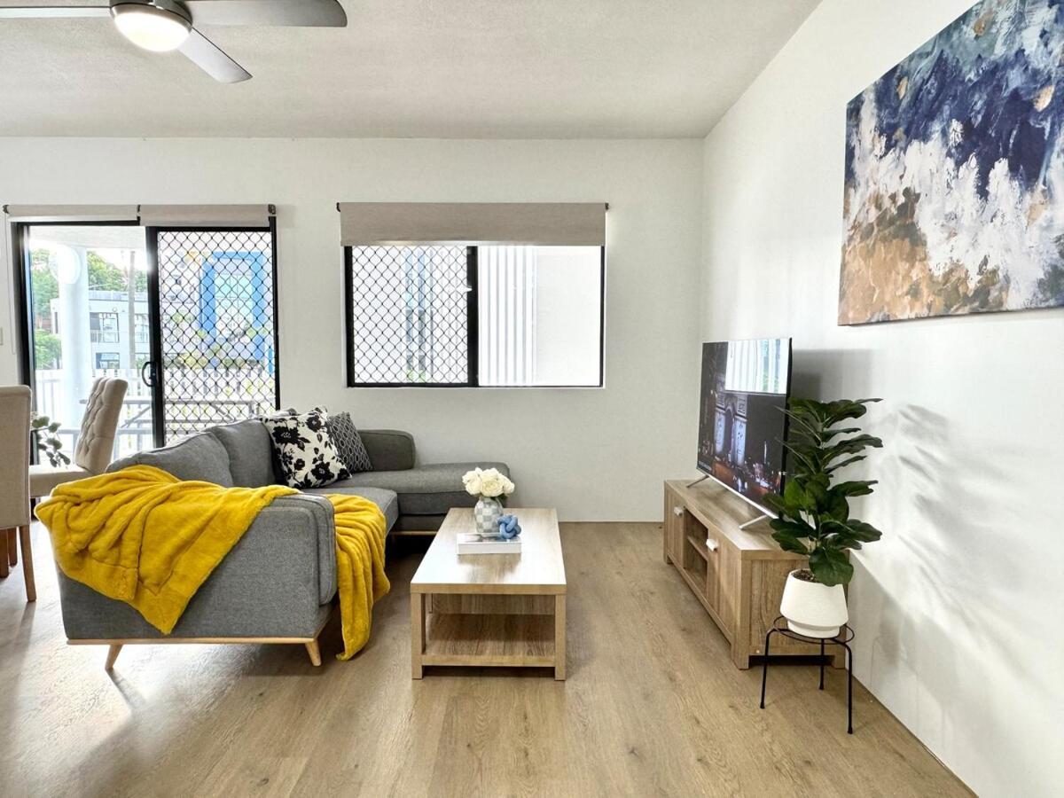 Prime Toowong 3br - Walk To Shops And Transport * Brisbane