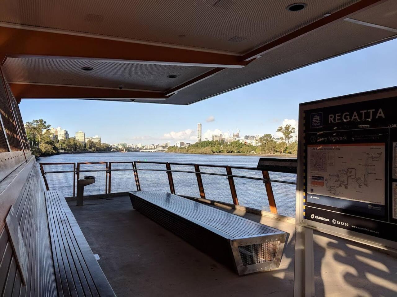 Holiday home West Hub. Private Infrared Sauna Near & Much More! New Purpose Built Loft Style!