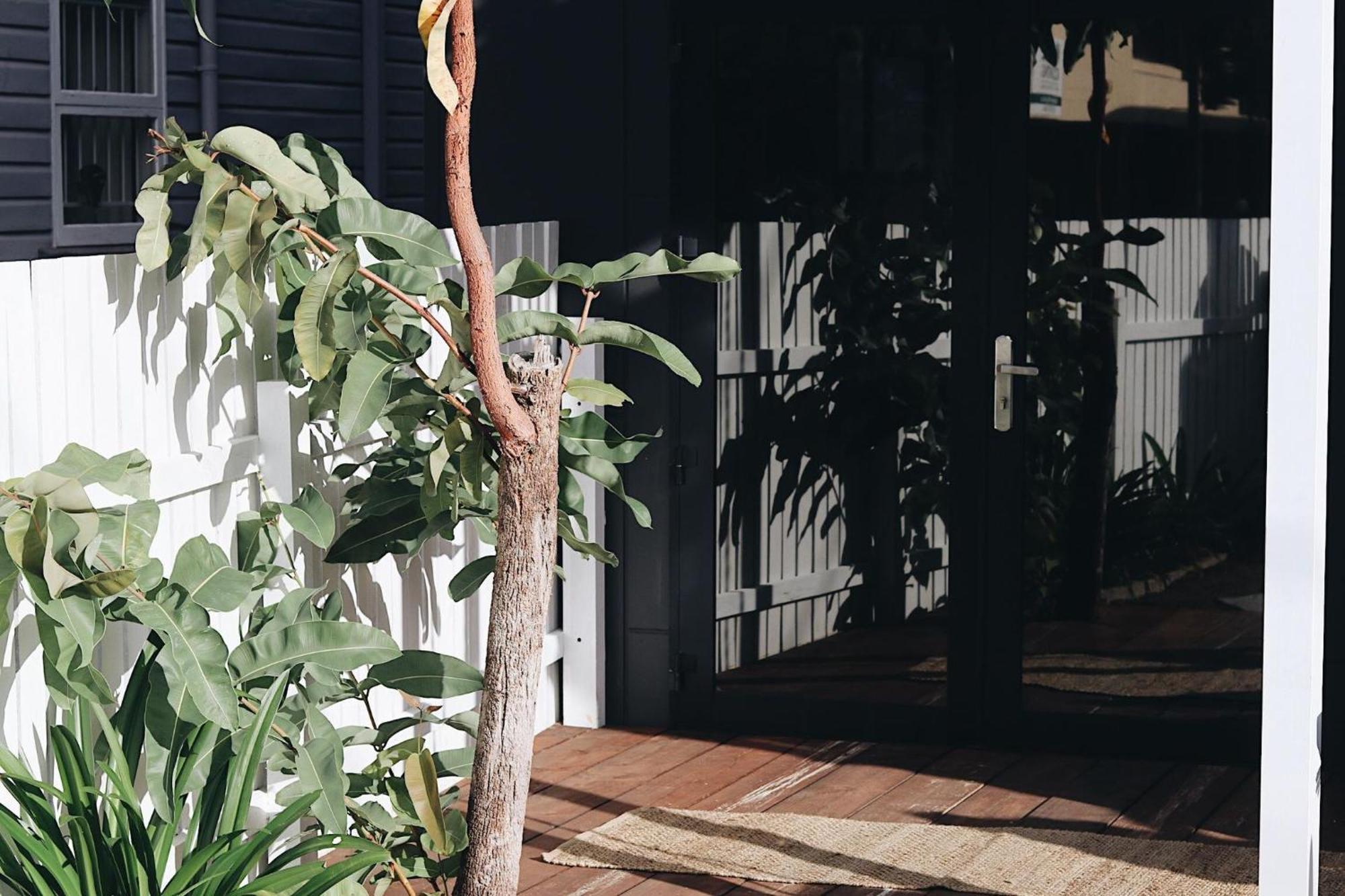 West Hub. Private Infrared Sauna Near & Much More! New Purpose Built Loft Style! * Brisbane