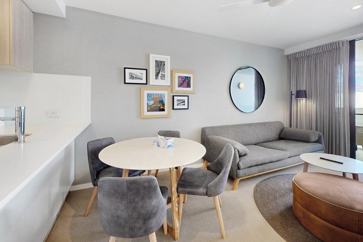 Charming Hamilton Retreat