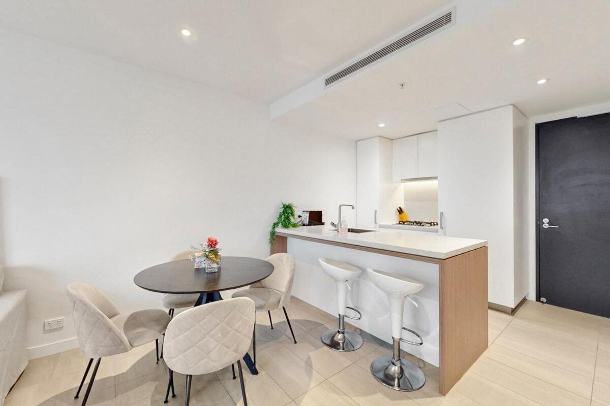 Boutique Valley Escape - 1 Bedroom * Brisbane