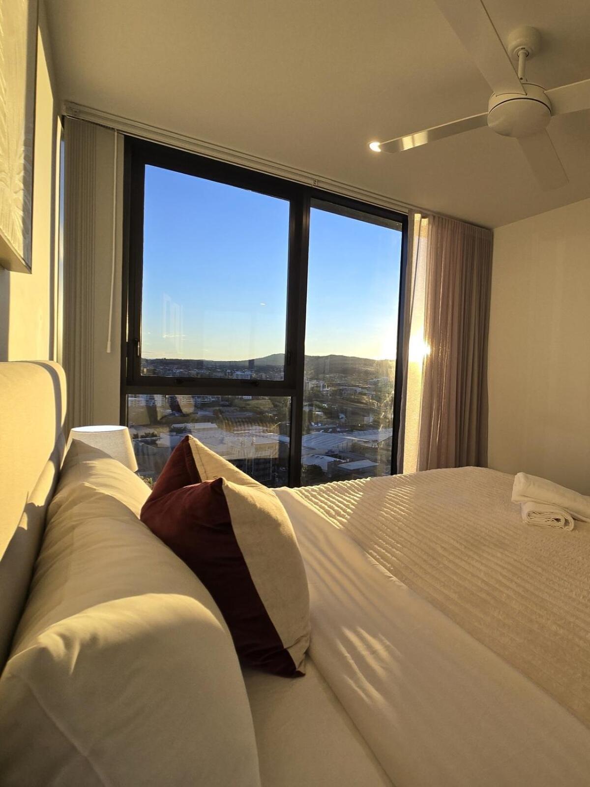 Apartment Sky-high 2br In Cbd Spectacular Views Level 23