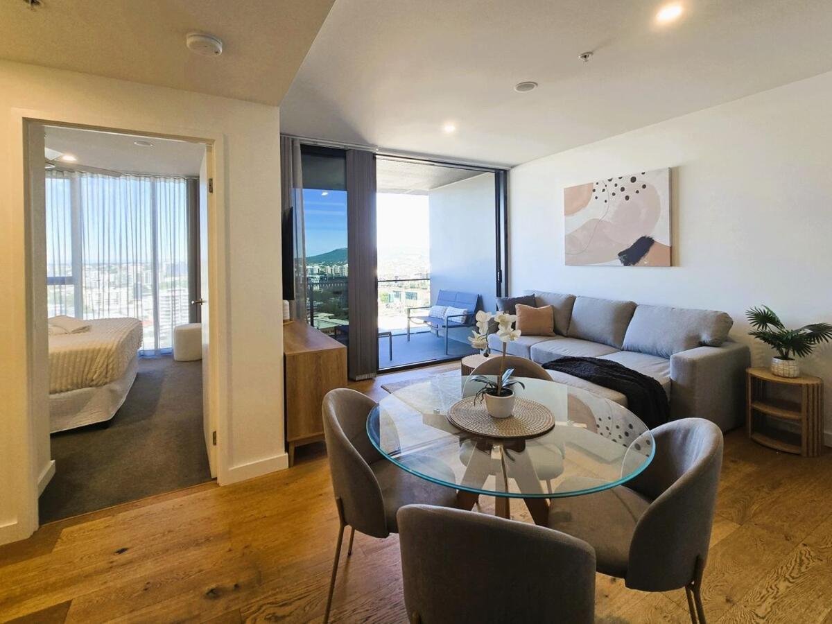 Apartment Sky-high 2br In Cbd Spectacular Views Level 23 Brisbane