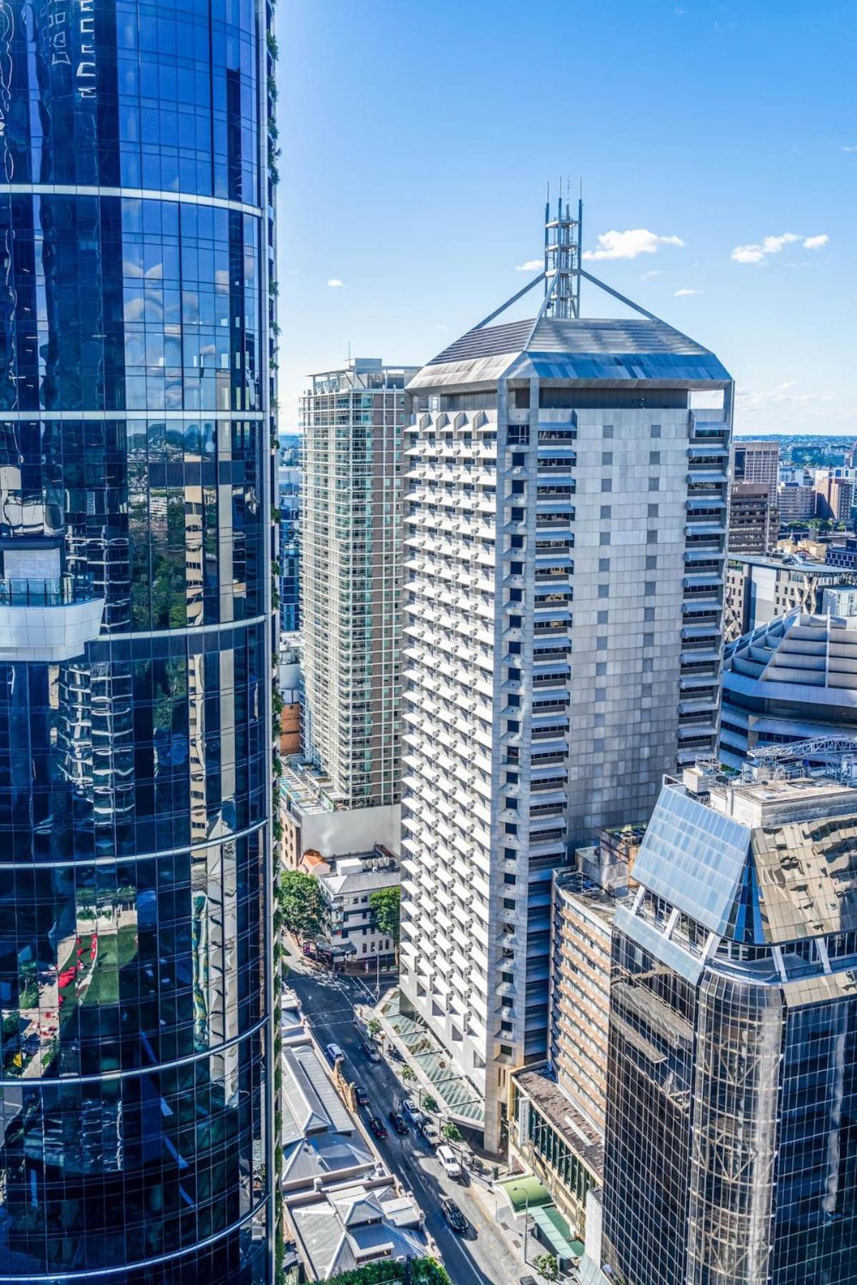 Apartment Velvet Dusk - Lv 29 Above The New Star Casino In Bne's New Land Building, Free Carpark Available For Long Bookings *