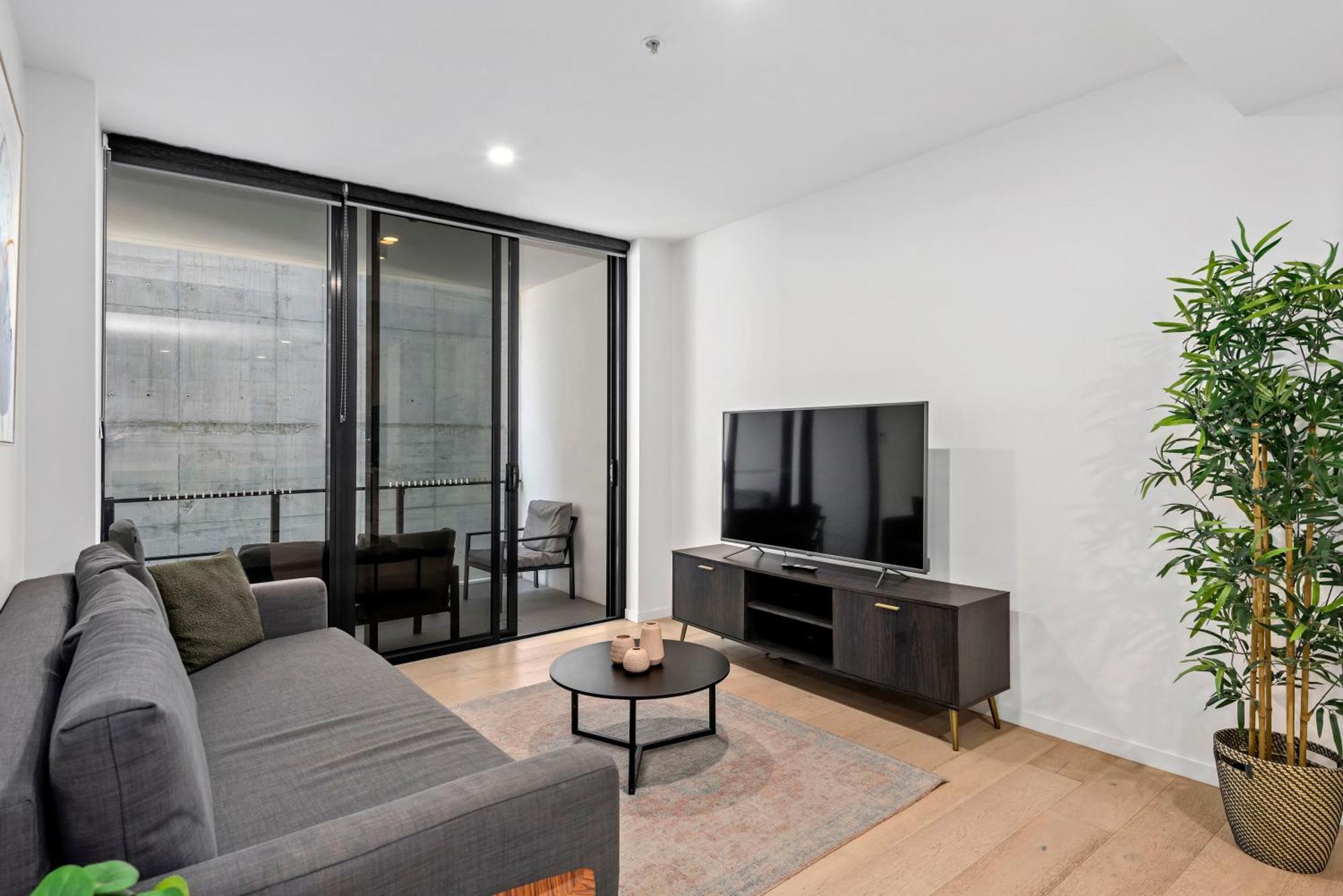 Stylish With King Bed, Gym, Pool * Brisbane