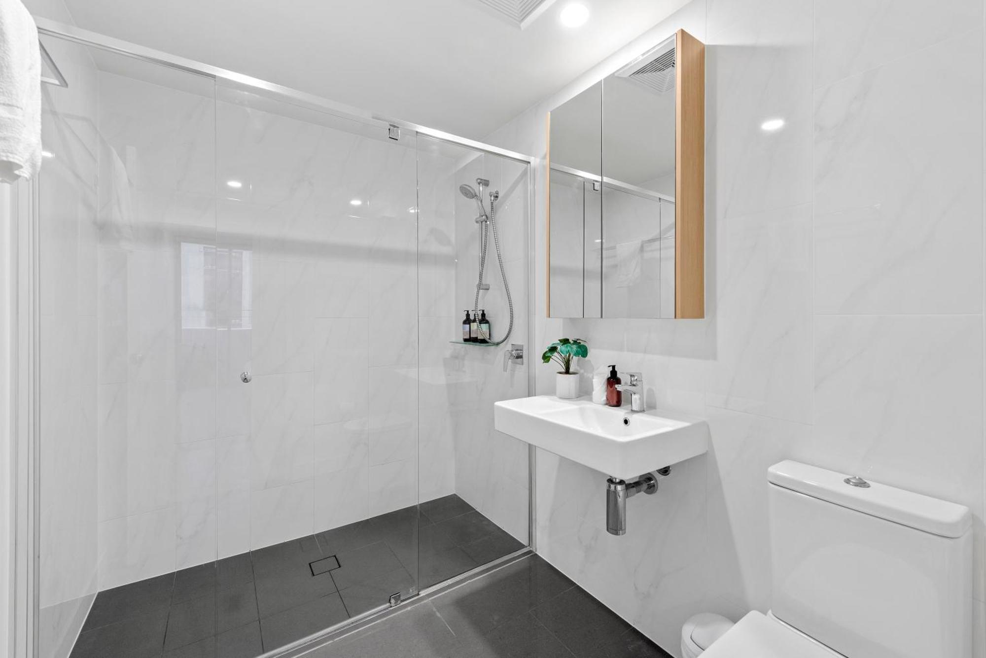 Stylish With King Bed, Gym, Pool Apartment Brisbane