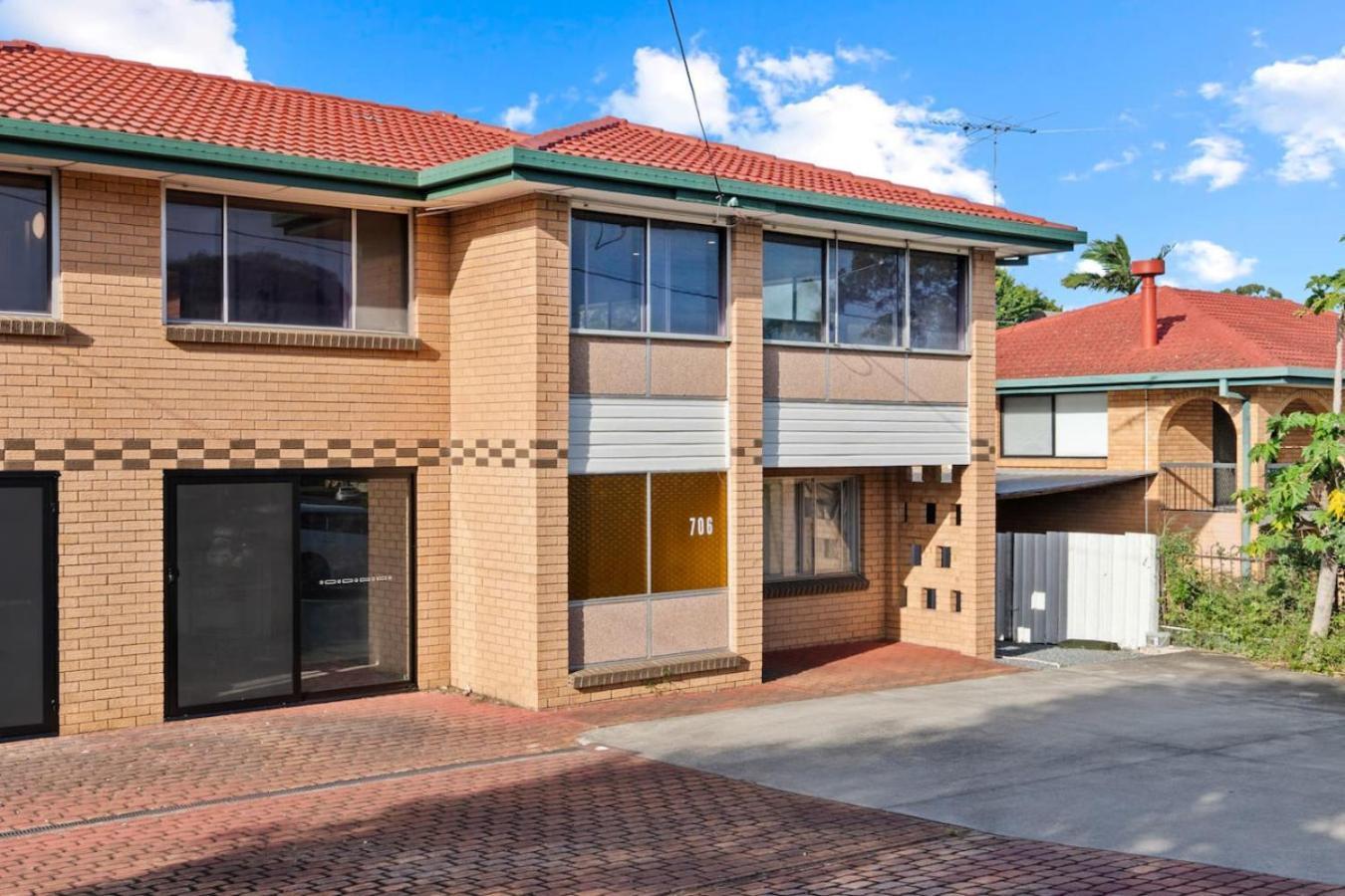 1mins To Pinelands Plaza 4br Chic Family Retreat Holiday home