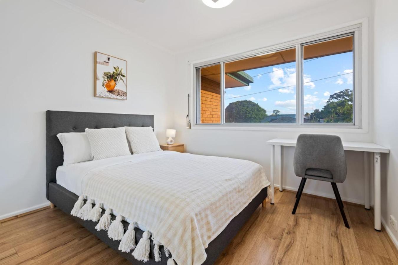 1mins To Pinelands Plaza 4br Chic Family Retreat *