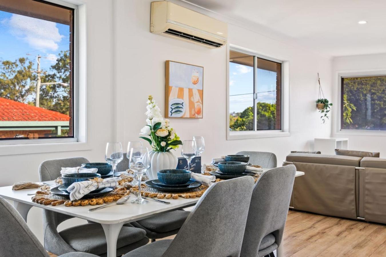 1mins To Pinelands Plaza 4br Chic Family Retreat Brisbane