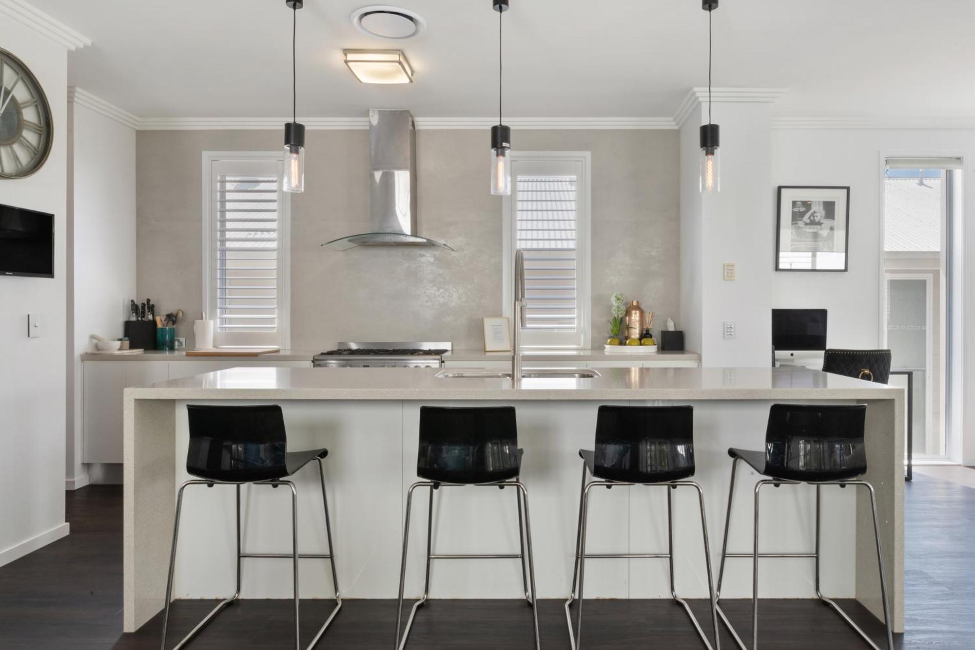 Holiday home Large Family With Pool & *