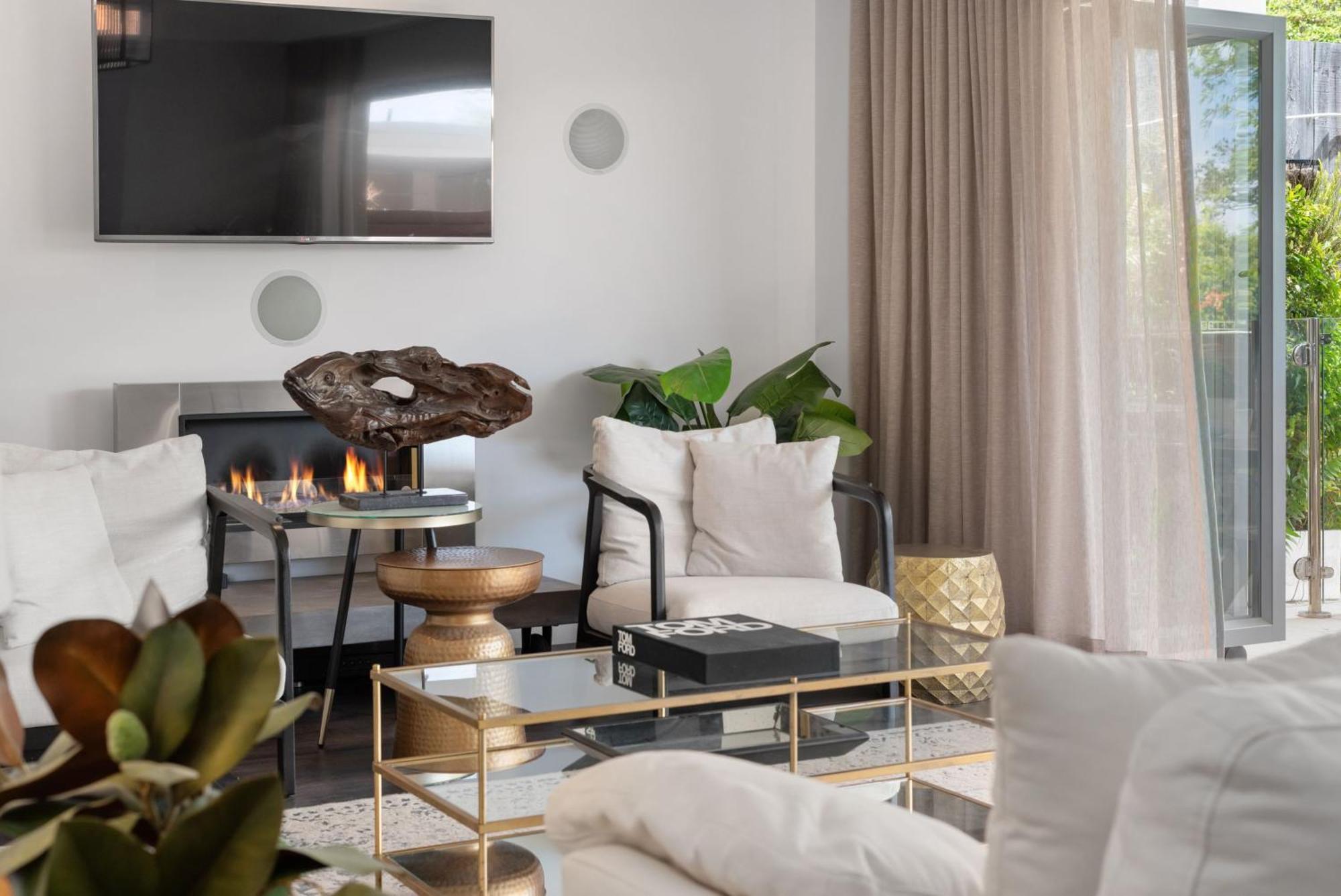 Large Family With Pool & * Brisbane