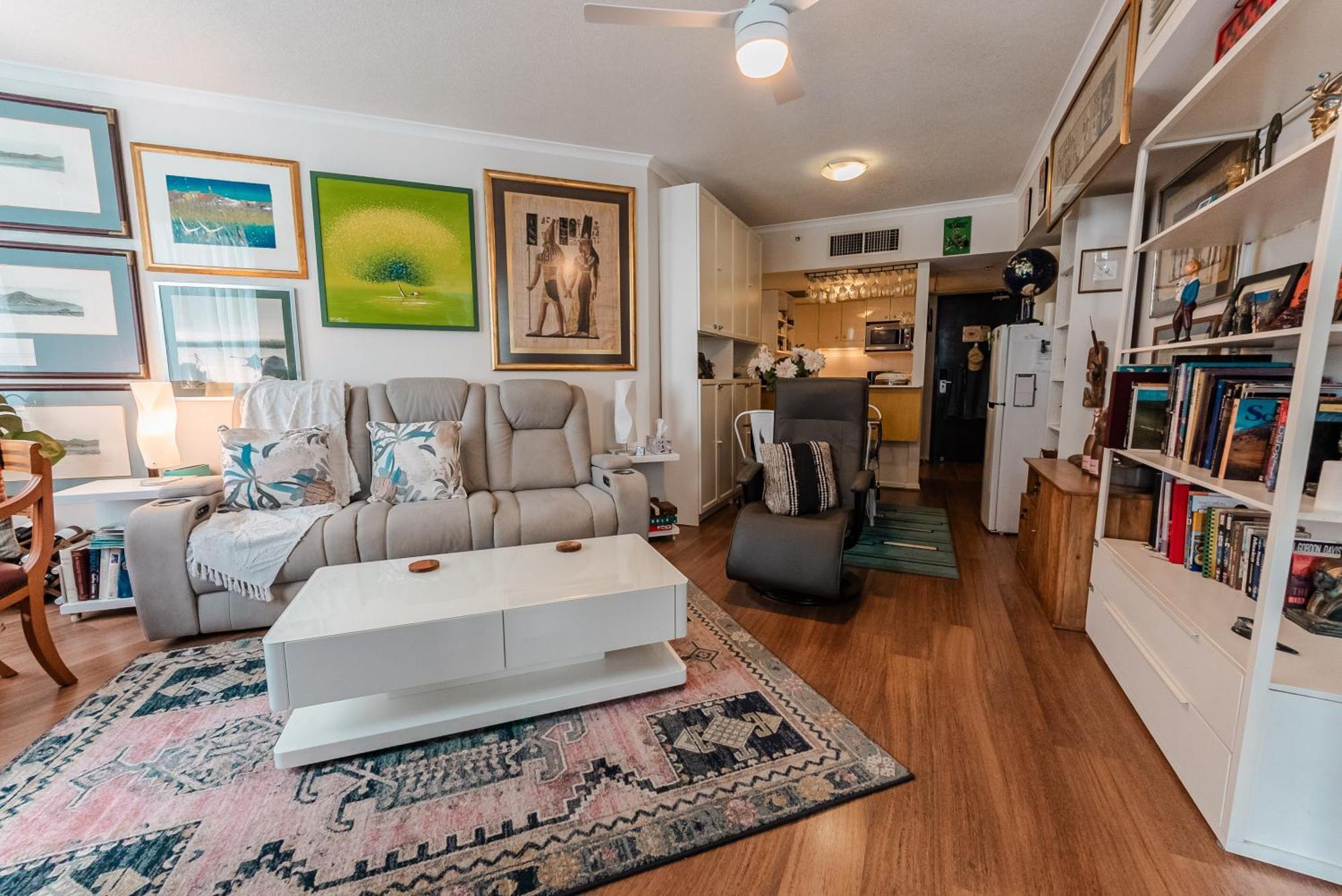 Charlotte Street Towers * Brisbane