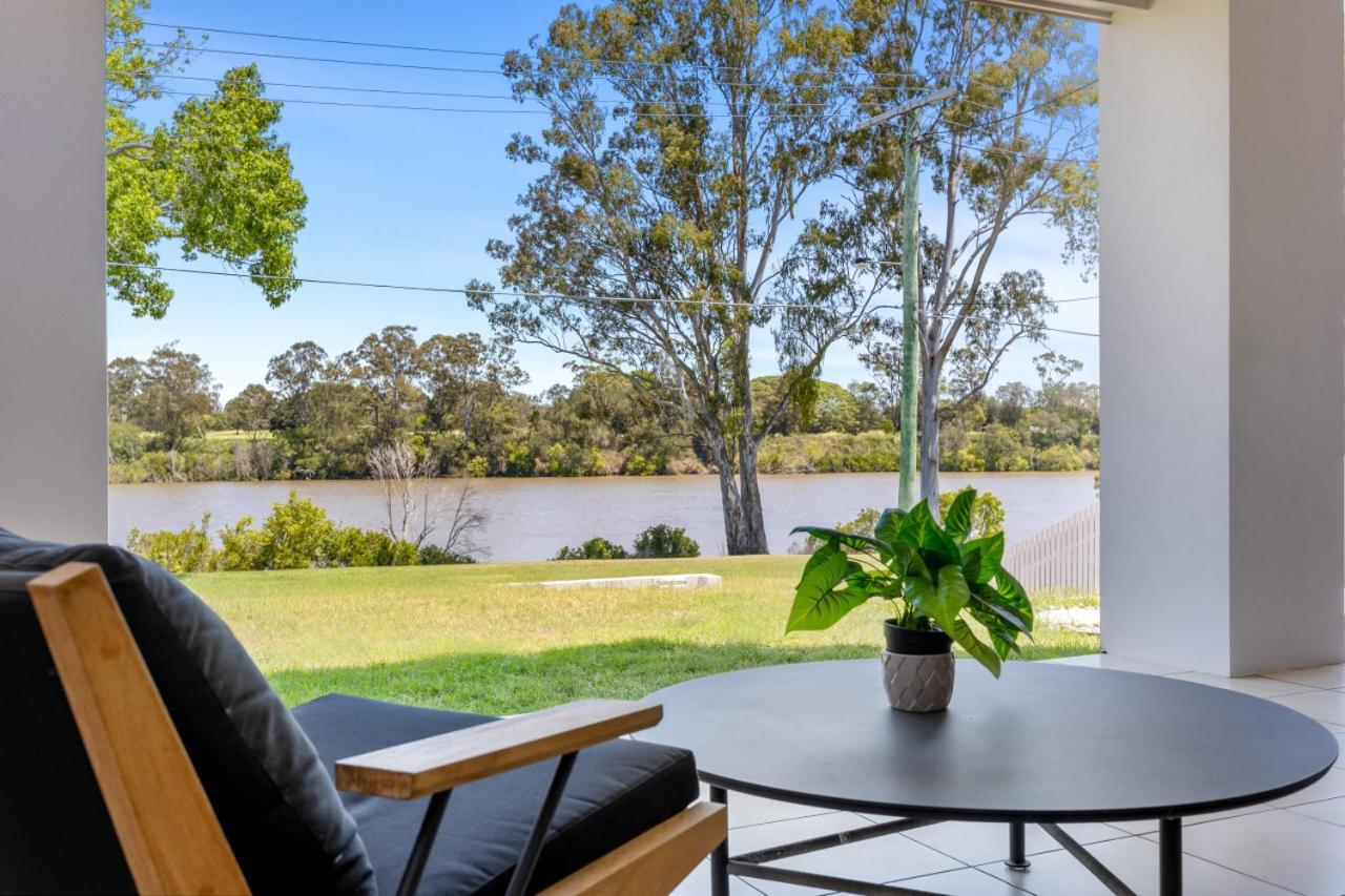 Holiday home Modern Luxury Riverfront Sanctuary *