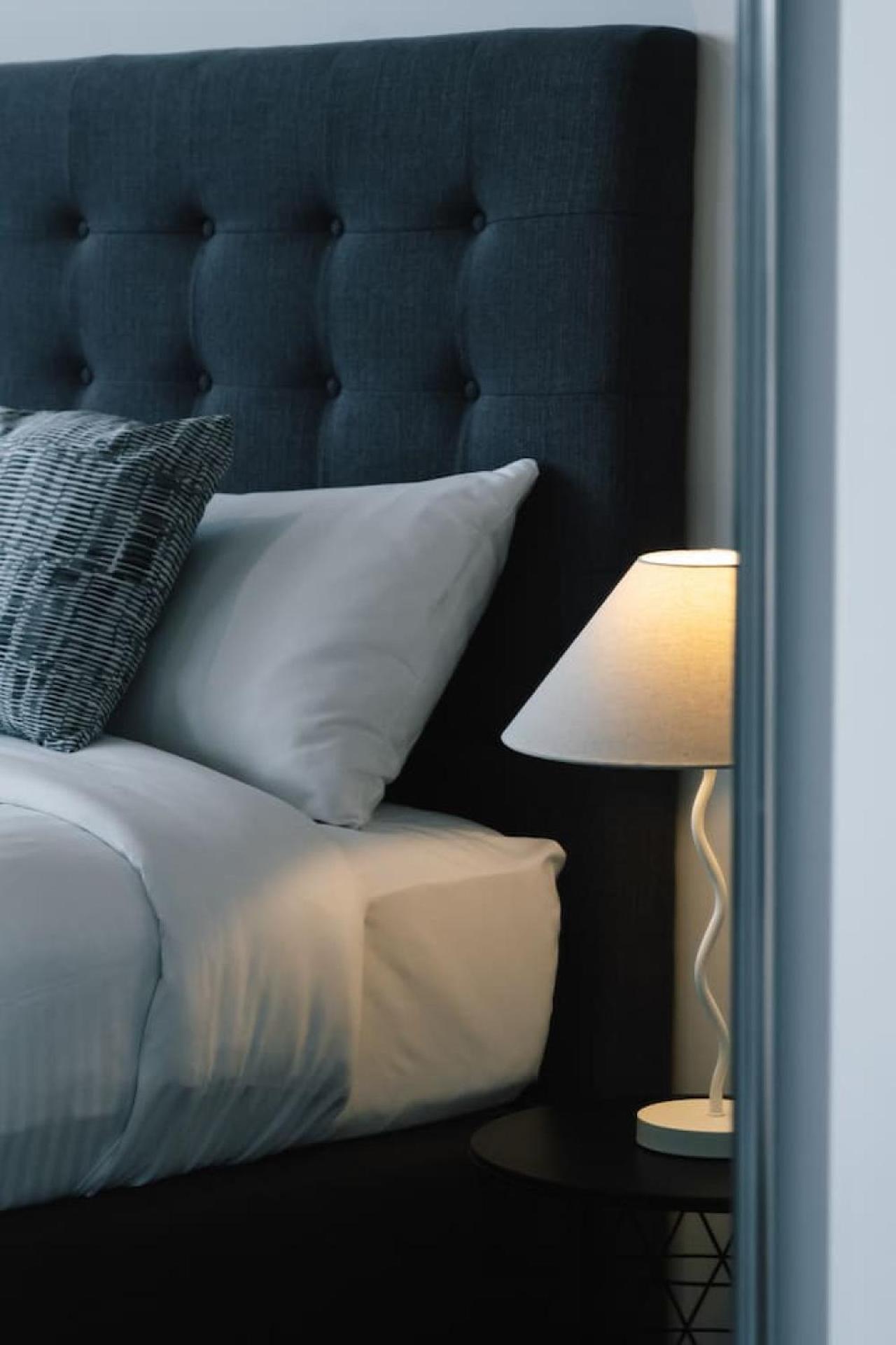 Apartment Skyline N Rooftop Pool 2br Modern Near Cbd