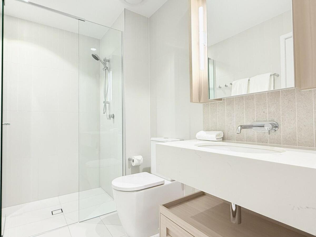 Serene 1bed Sofa Bed With Pool & River Views At Qwr