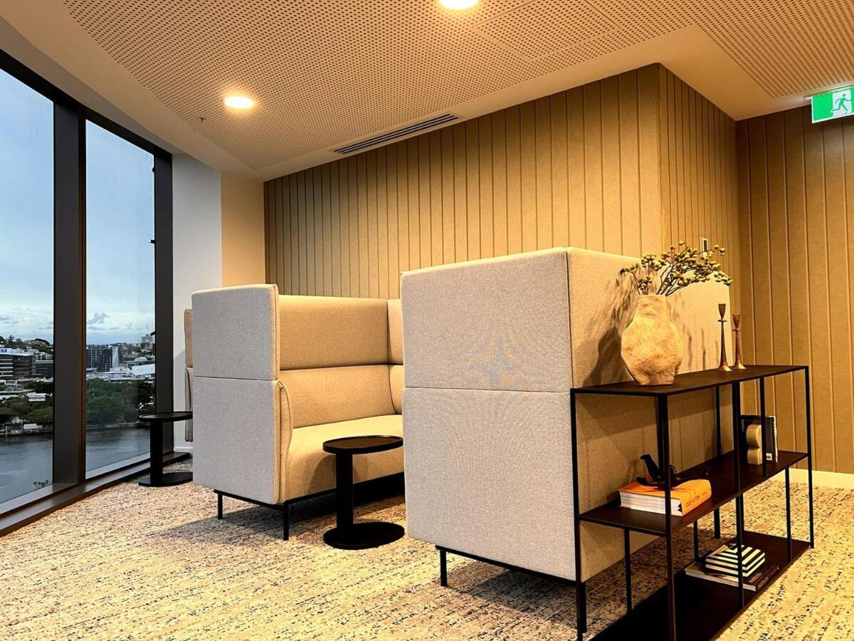 Apartment Cbd Queen Wharf With Views Pool And Gym