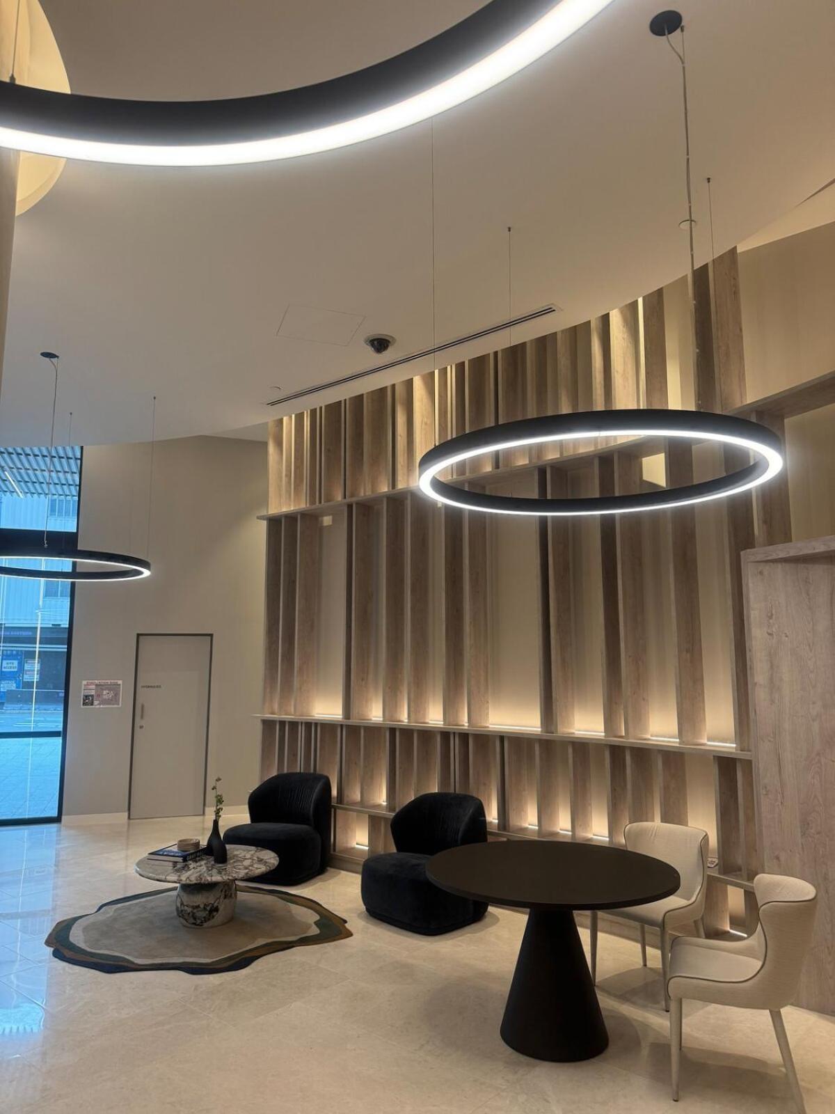 Cbd Queen Wharf With Views Pool And Gym Apartment *