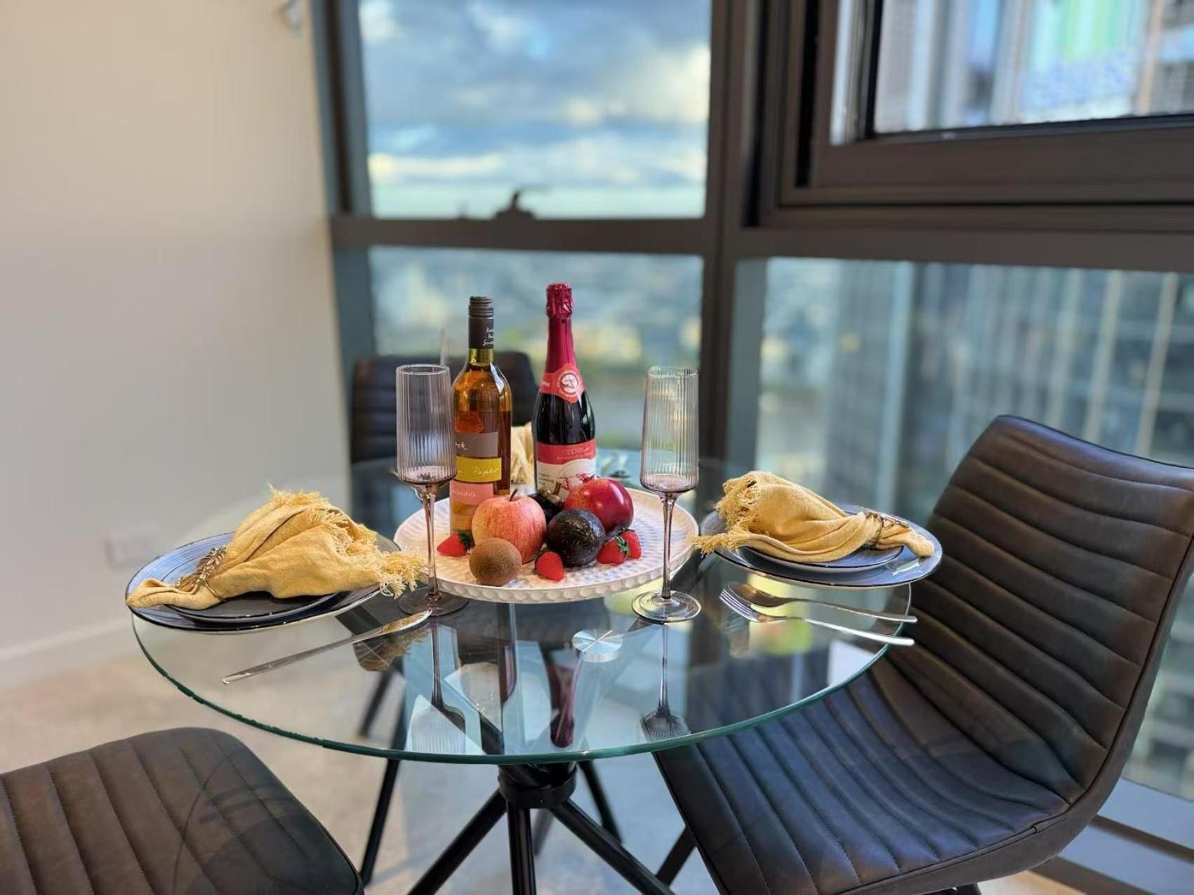 Skyrise Haven On The 50th Floor-1bdr At Queens Wharf * Brisbane