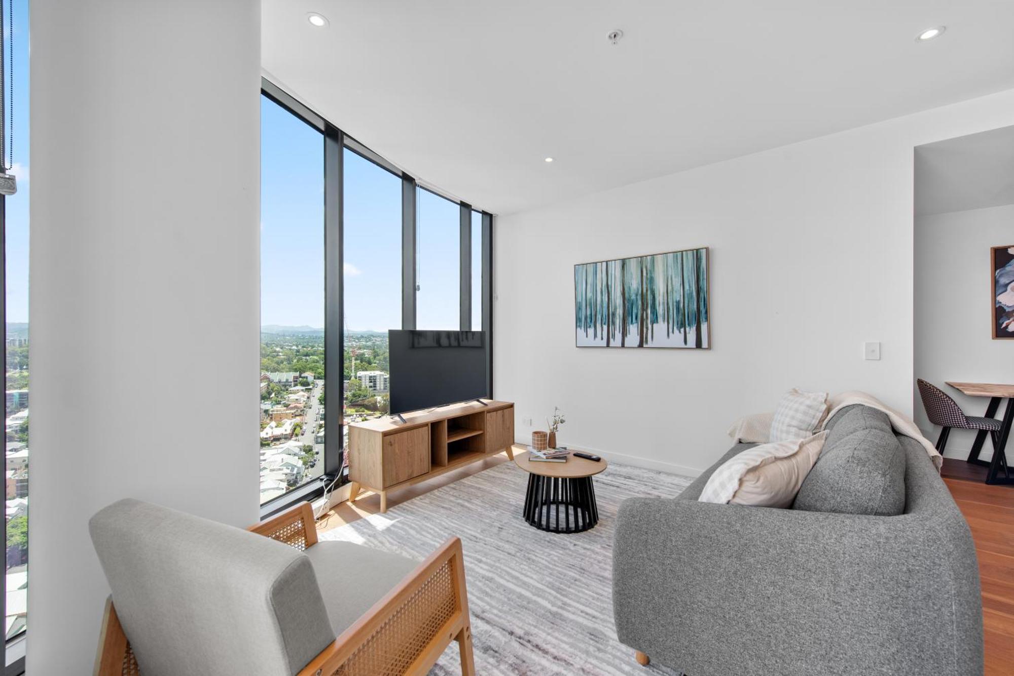 Modern 2br With Stunning Views, Infinity Pool & Gym Brisbane