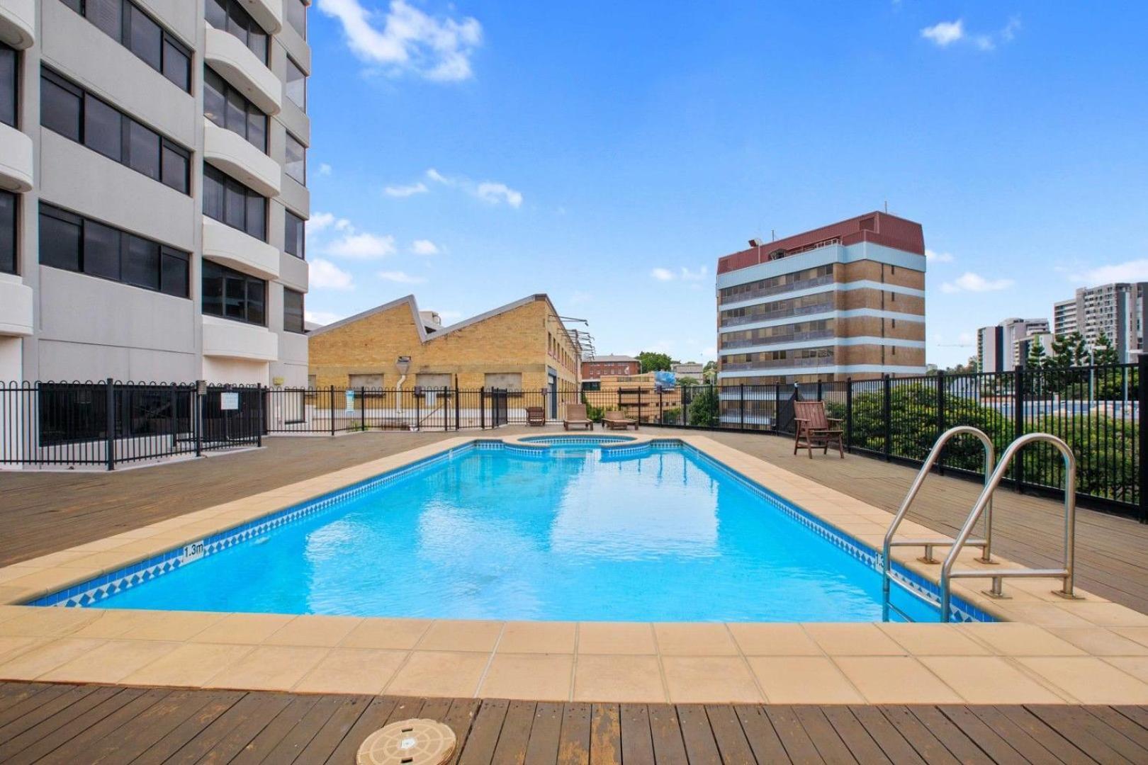 Cbd Near Stadium With & River Views! * Brisbane