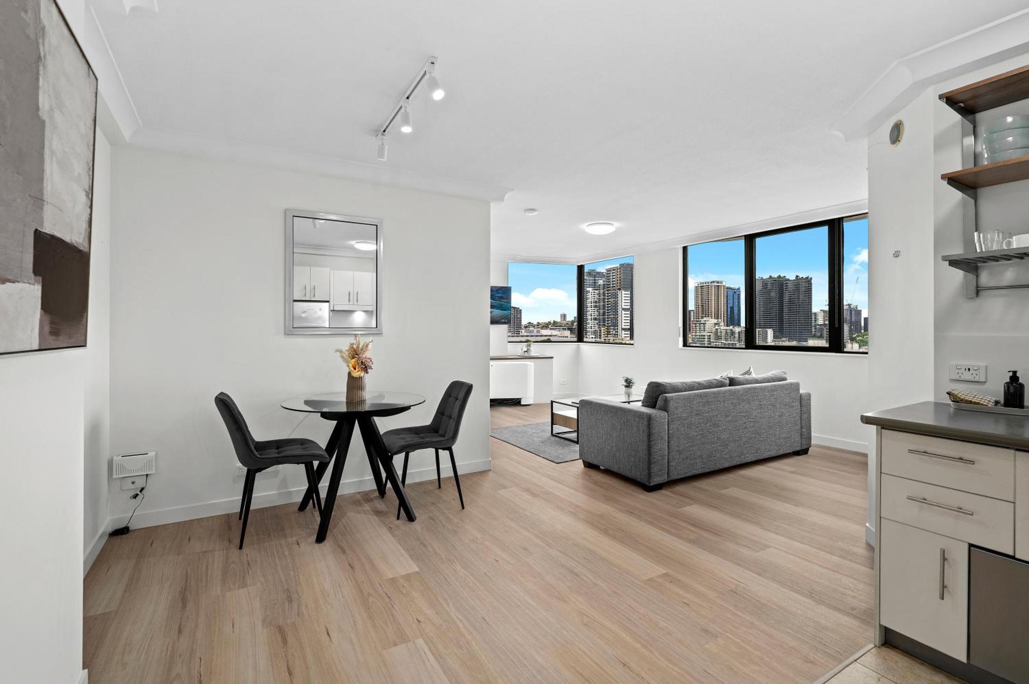 Cbd Near Stadium With & River Views! Apartment *