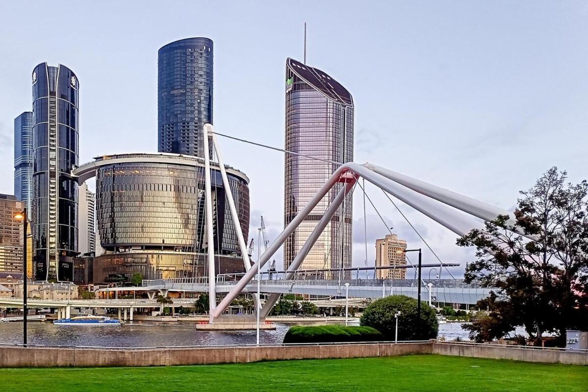 River View 2-bedroom Apartment *